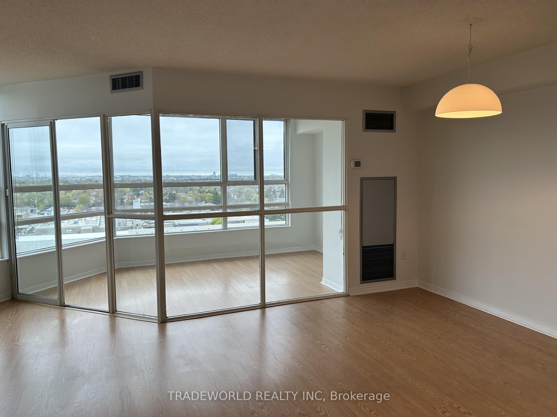 Photo 6 of Unit 1223, 7825 Bayview Avenue, Markham, Aileen-Willowbrook — HOMEH