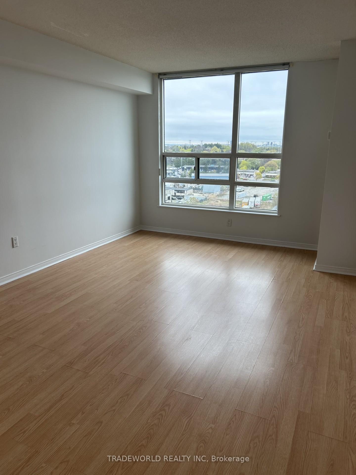 Photo 8 of Unit 1223, 7825 Bayview Avenue, Markham, Aileen-Willowbrook — HOMEH
