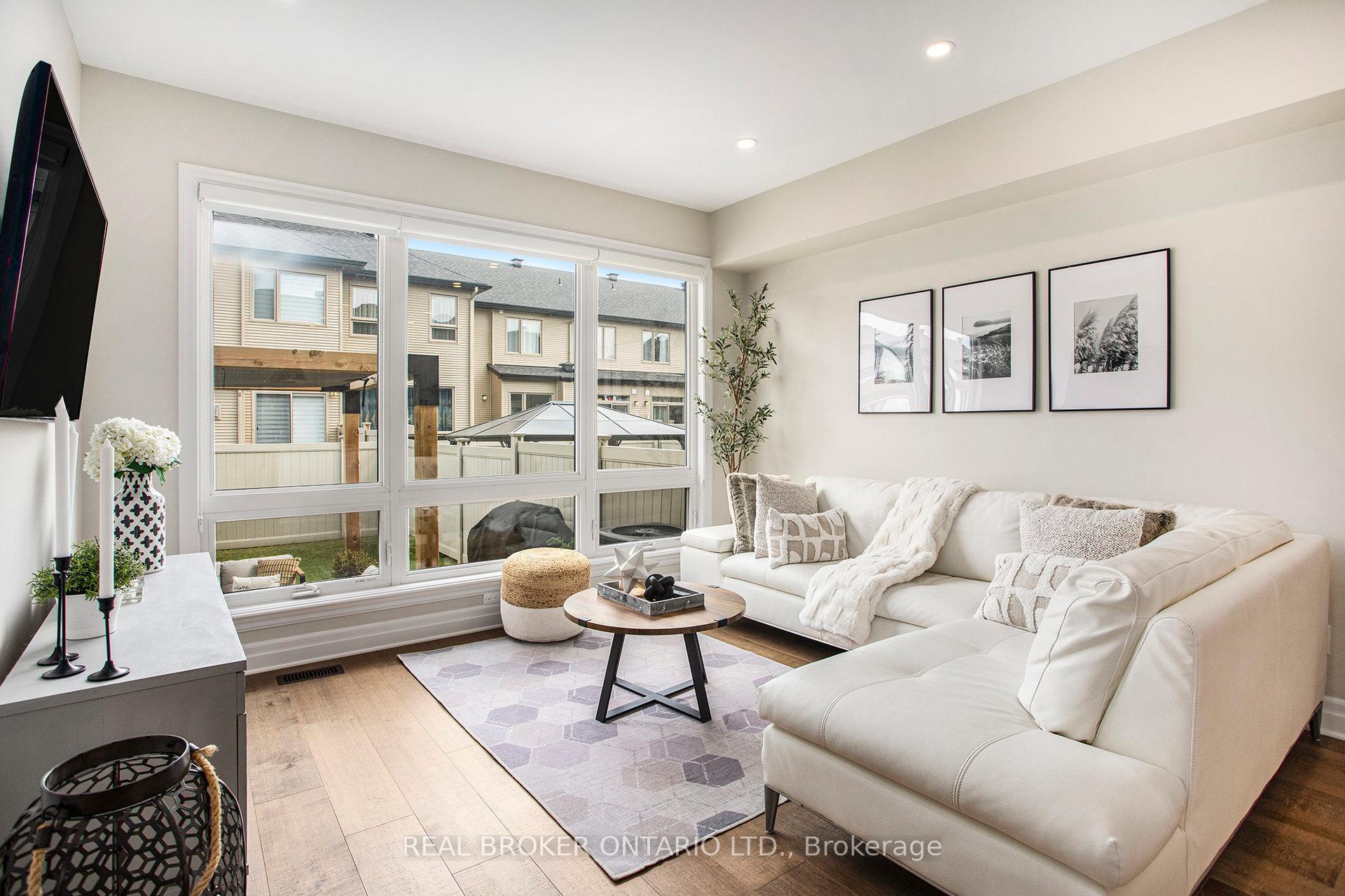 Photo 6 of 767 Cairn Crescent, Ottawa, Mer Bleue/Bradley Estates/Anderson Park — HOMEH