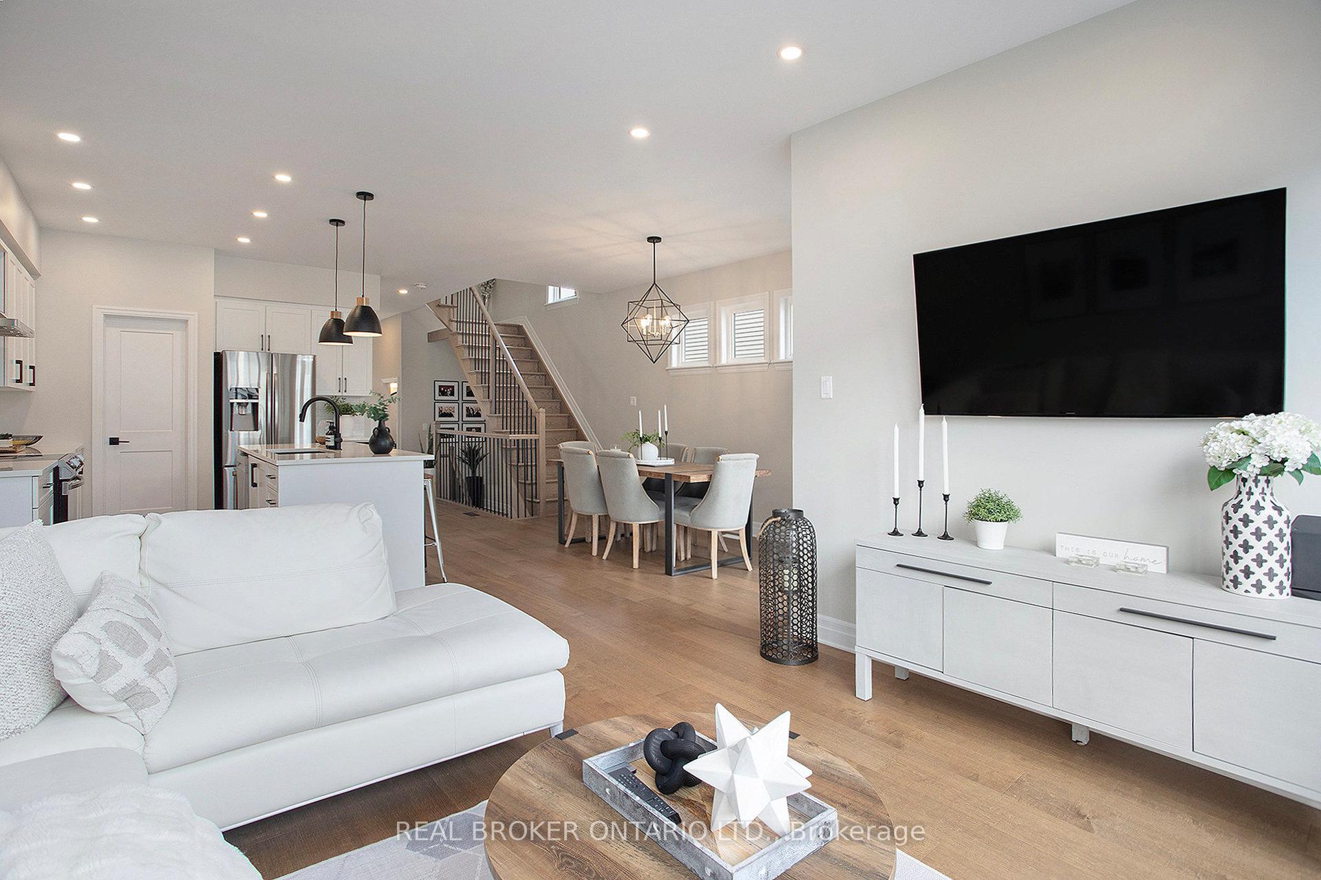Photo 8 of 767 Cairn Crescent, Ottawa, Mer Bleue/Bradley Estates/Anderson Park — HOMEH