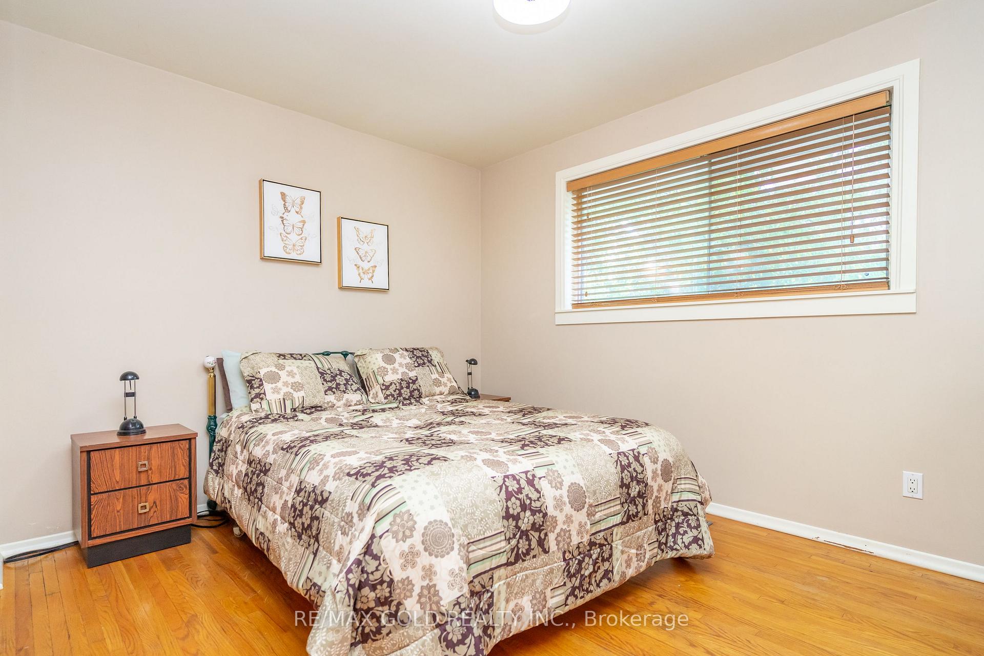 Photo 17 of 43 Alexandria Crescent, Brampton, Avondale — HOMEH