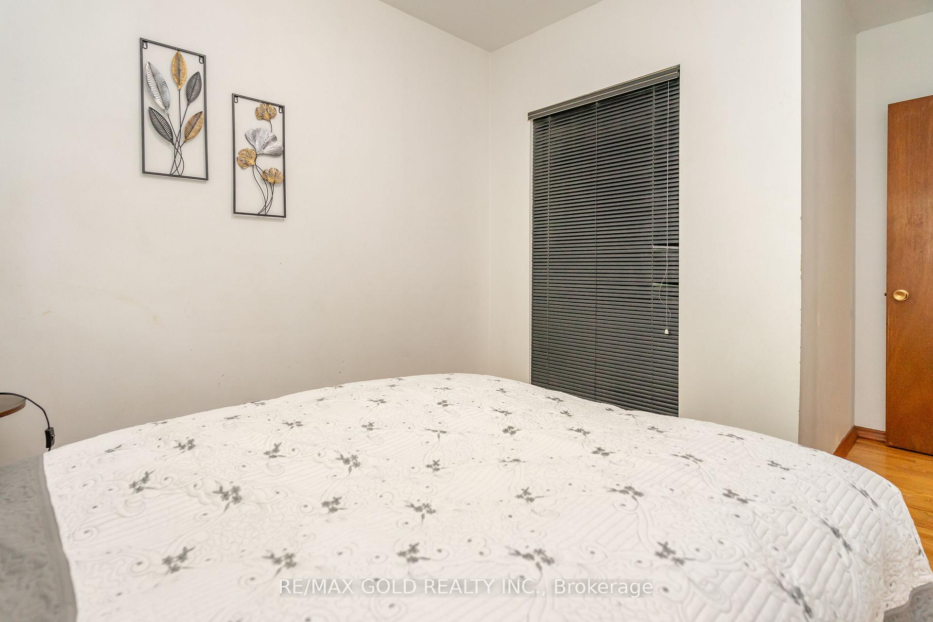 Photo 20 of 43 Alexandria Crescent, Brampton, Avondale — HOMEH