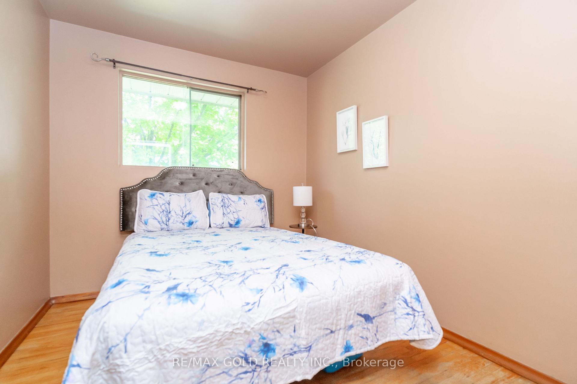 Photo 22 of 43 Alexandria Crescent, Brampton, Avondale — HOMEH