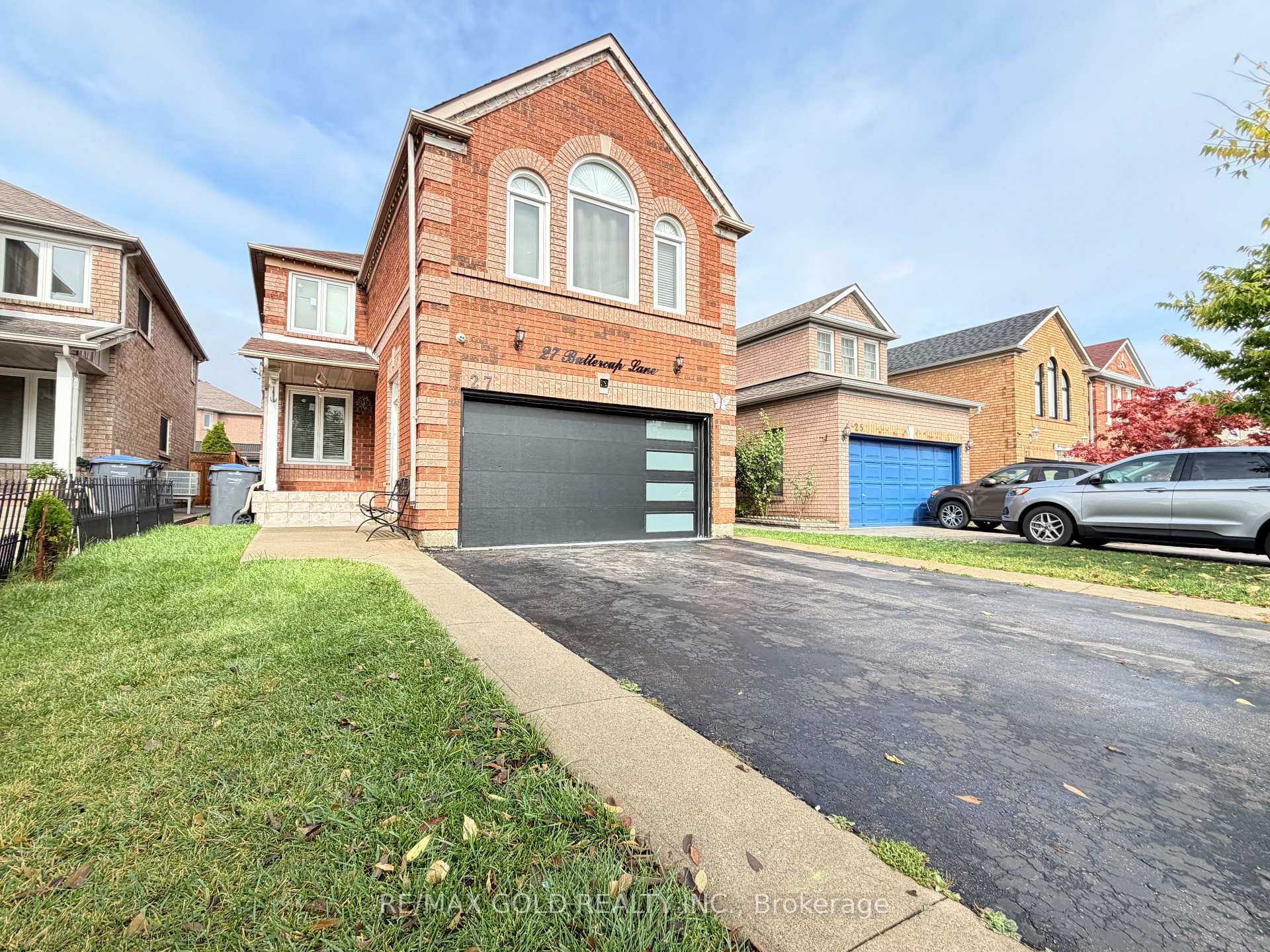 Photo 1 of 27 Buttercup Lane, Brampton, Sandringham-Wellington — HOMEH