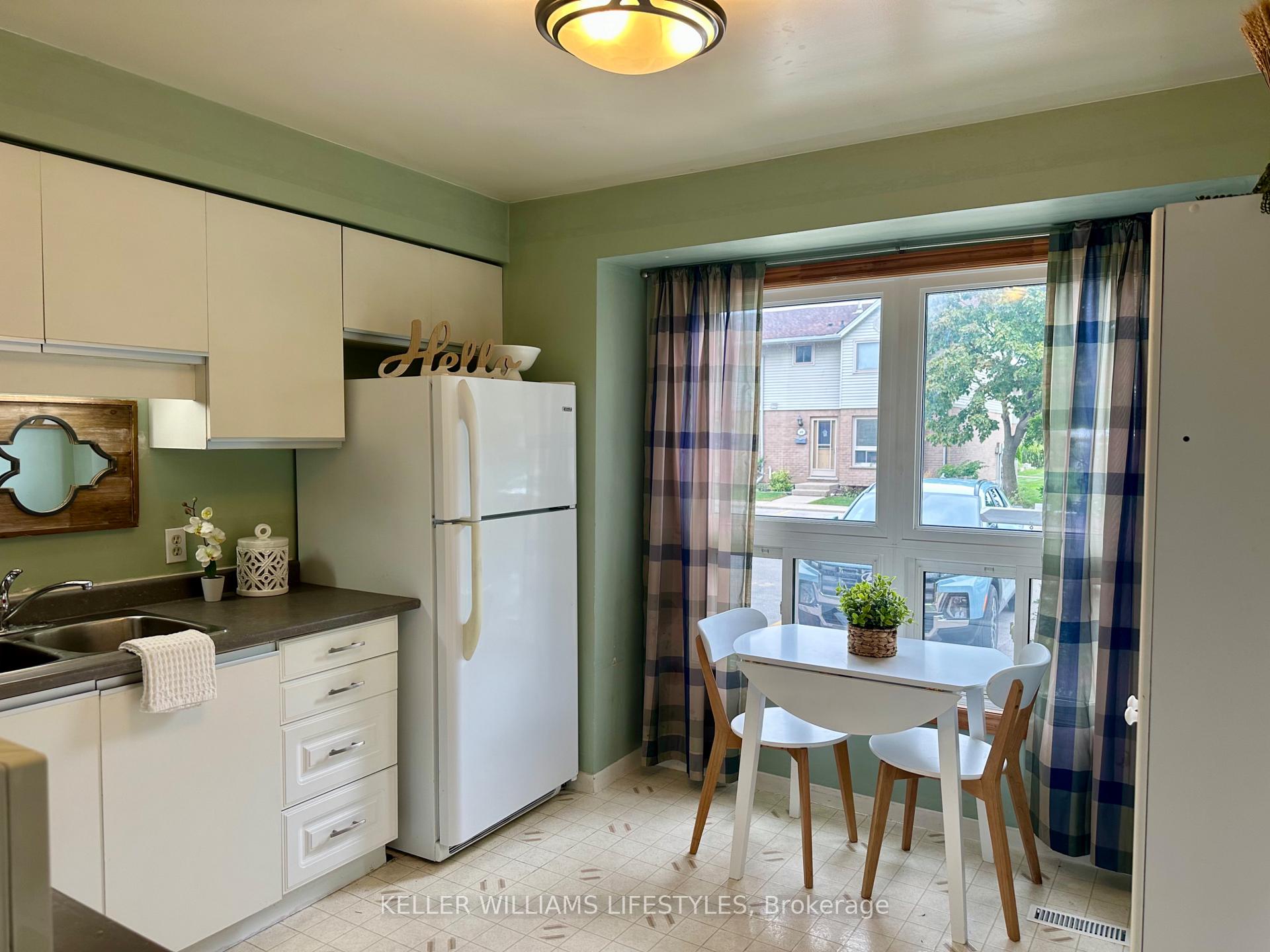 Photo 10 of Unit 26, 89 Highview Avenue E, London, South P — HOMEH