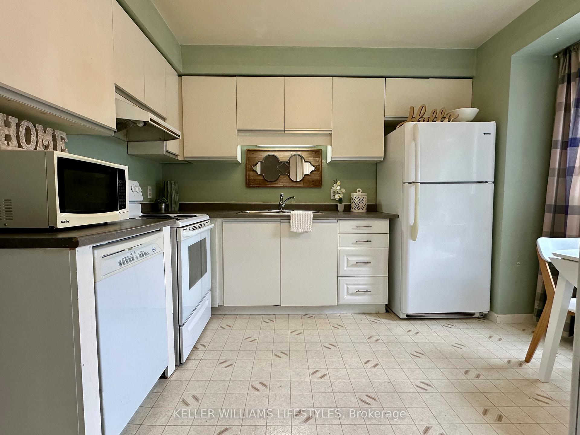 Photo 11 of Unit 26, 89 Highview Avenue E, London, South P — HOMEH
