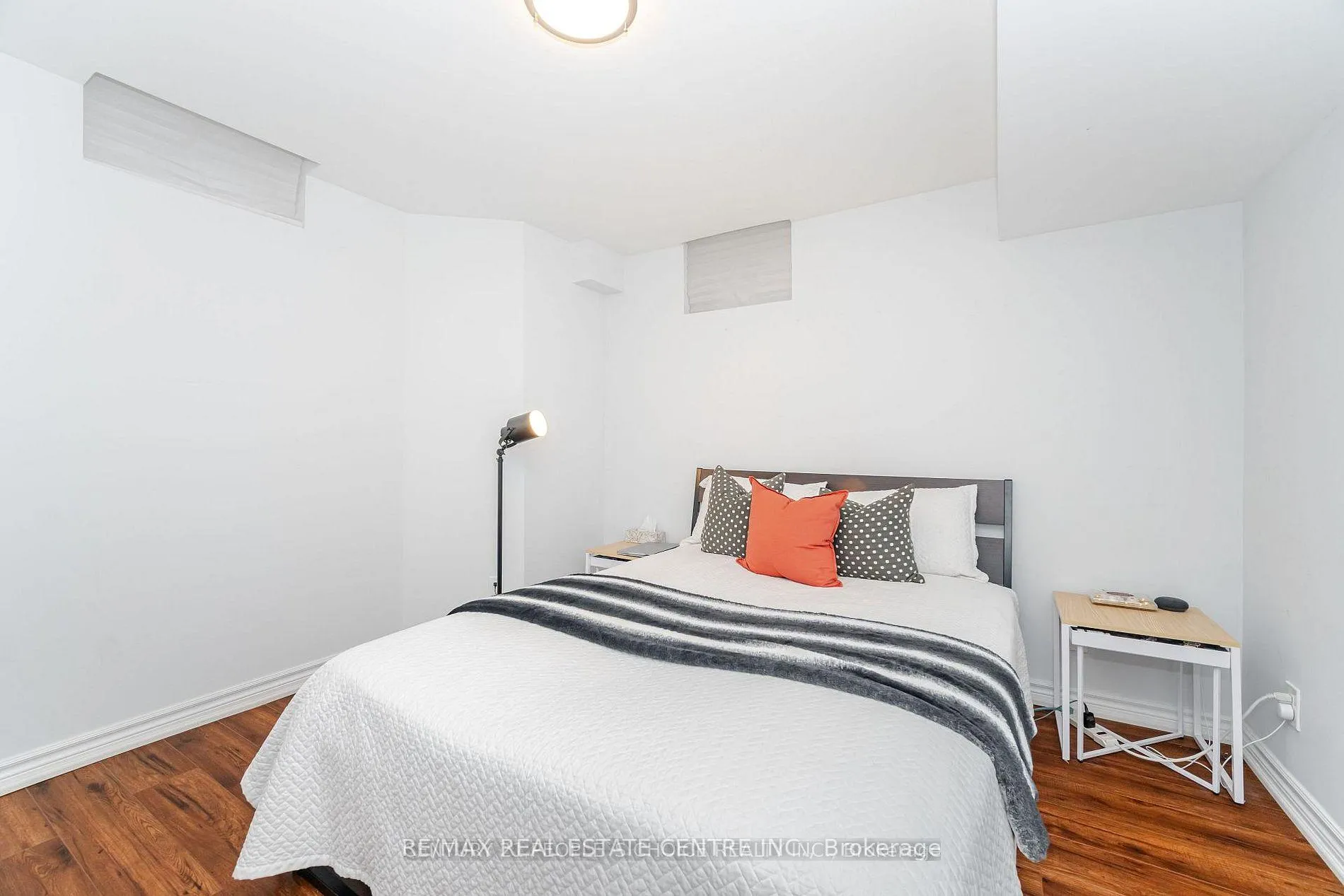 Photo 10 of 351 Holmes Crescent, Milton, Scott — HOMEH