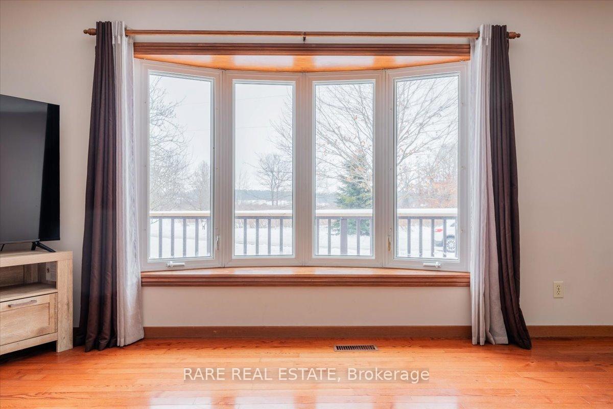 Photo 7 of 4268 Holler Road, Springwater, Rural Springwater — HOMEH