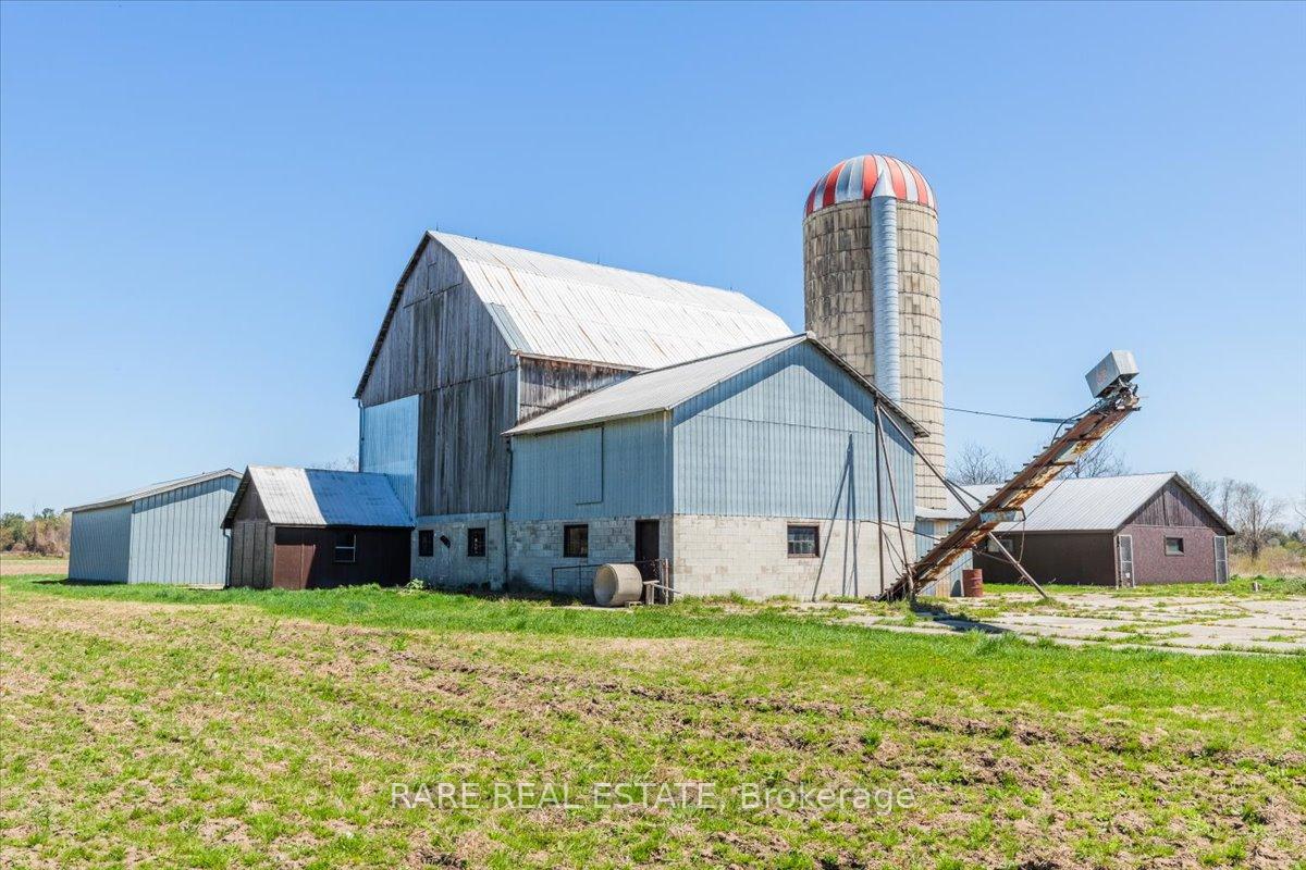 Photo 25 of 4268 Holler Road, Springwater, Rural Springwater — HOMEH