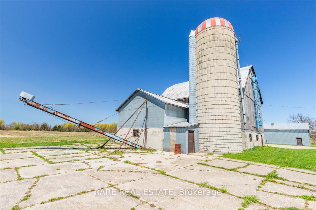 Photo 26 of 4268 Holler Road, Springwater, Rural Springwater — HOMEH