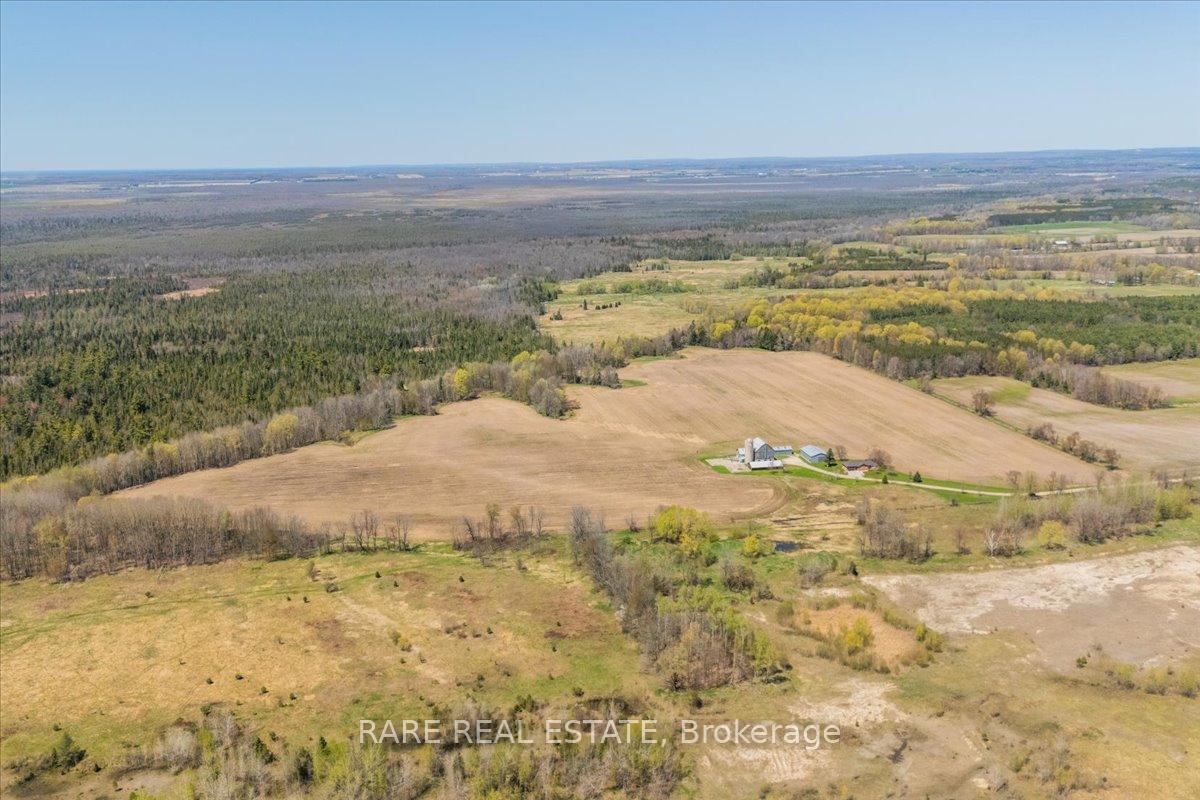 Photo 32 of 4268 Holler Road, Springwater, Rural Springwater — HOMEH