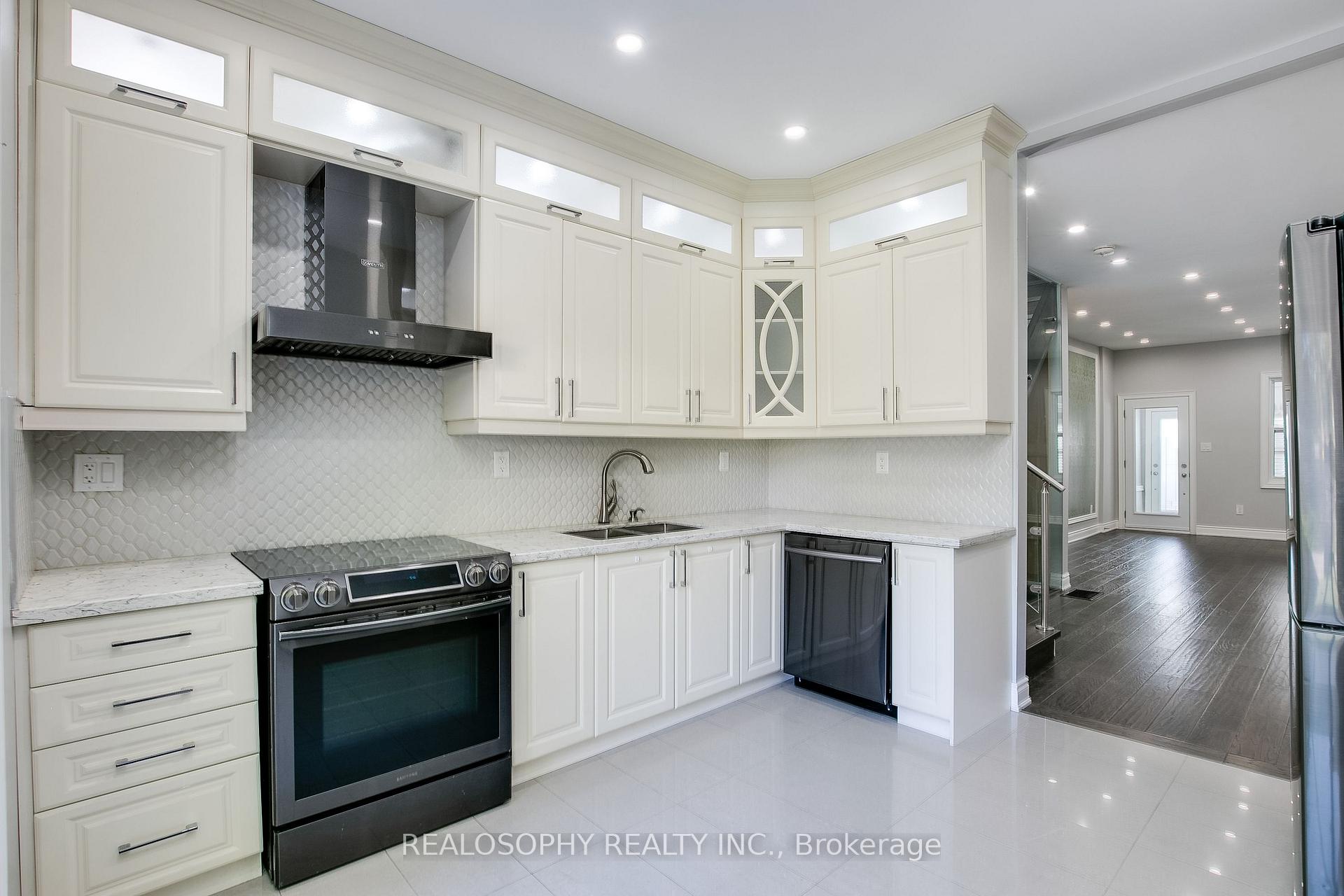 Photo 7 of 584 Eastern Avenue, Toronto, South Riverdale — HOMEH