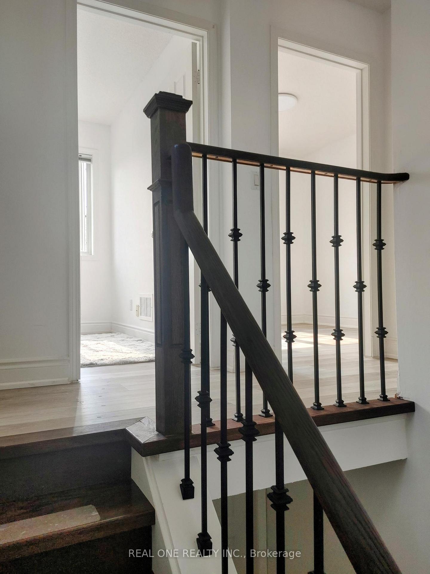 Photo 11 of Unit 13A, 12 St Moritz Way, Markham, Unionville — HOMEH