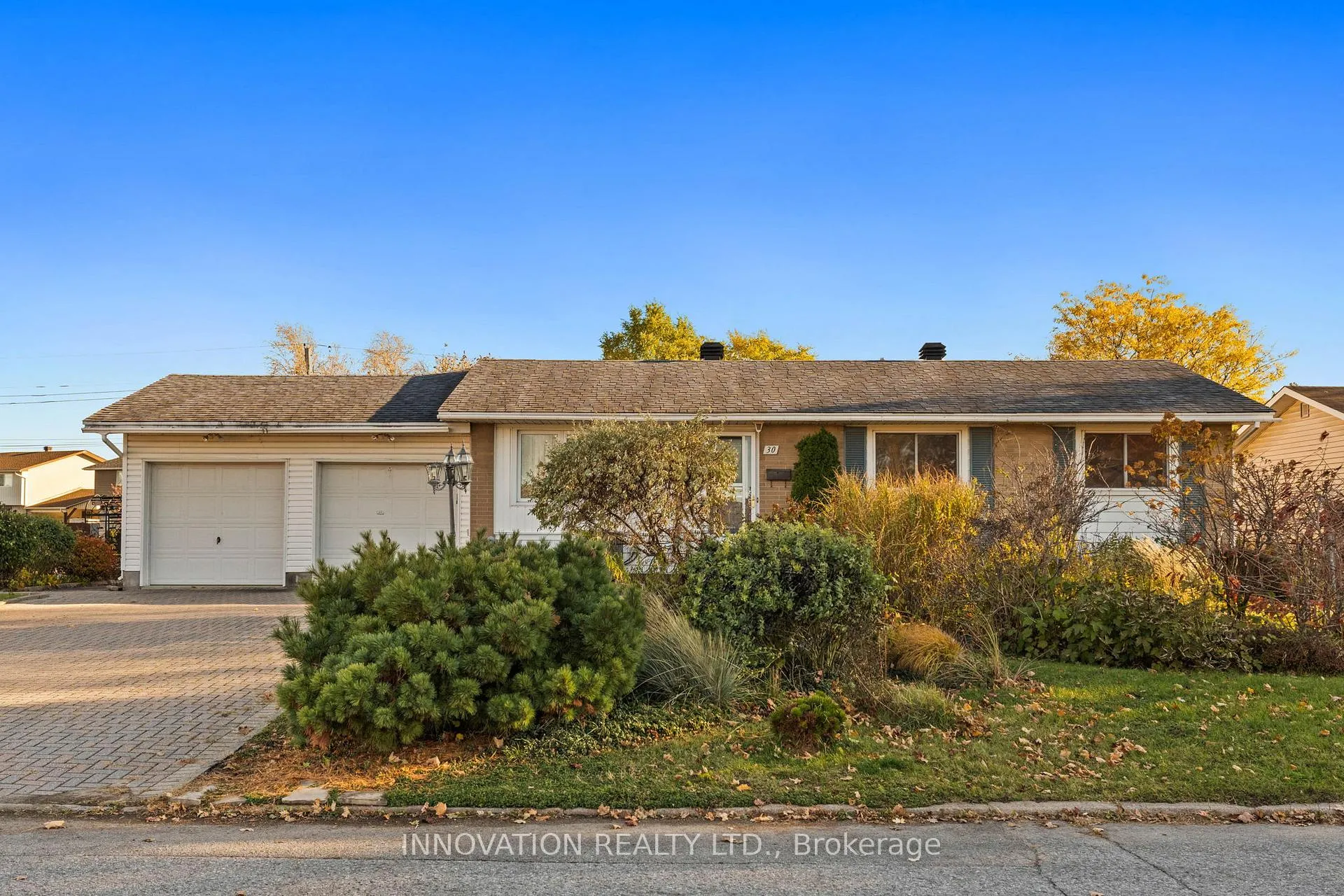 Photo 1 of 30 Oakview Avenue, Ottawa, Meadowlands/Crestview — HOMEH
