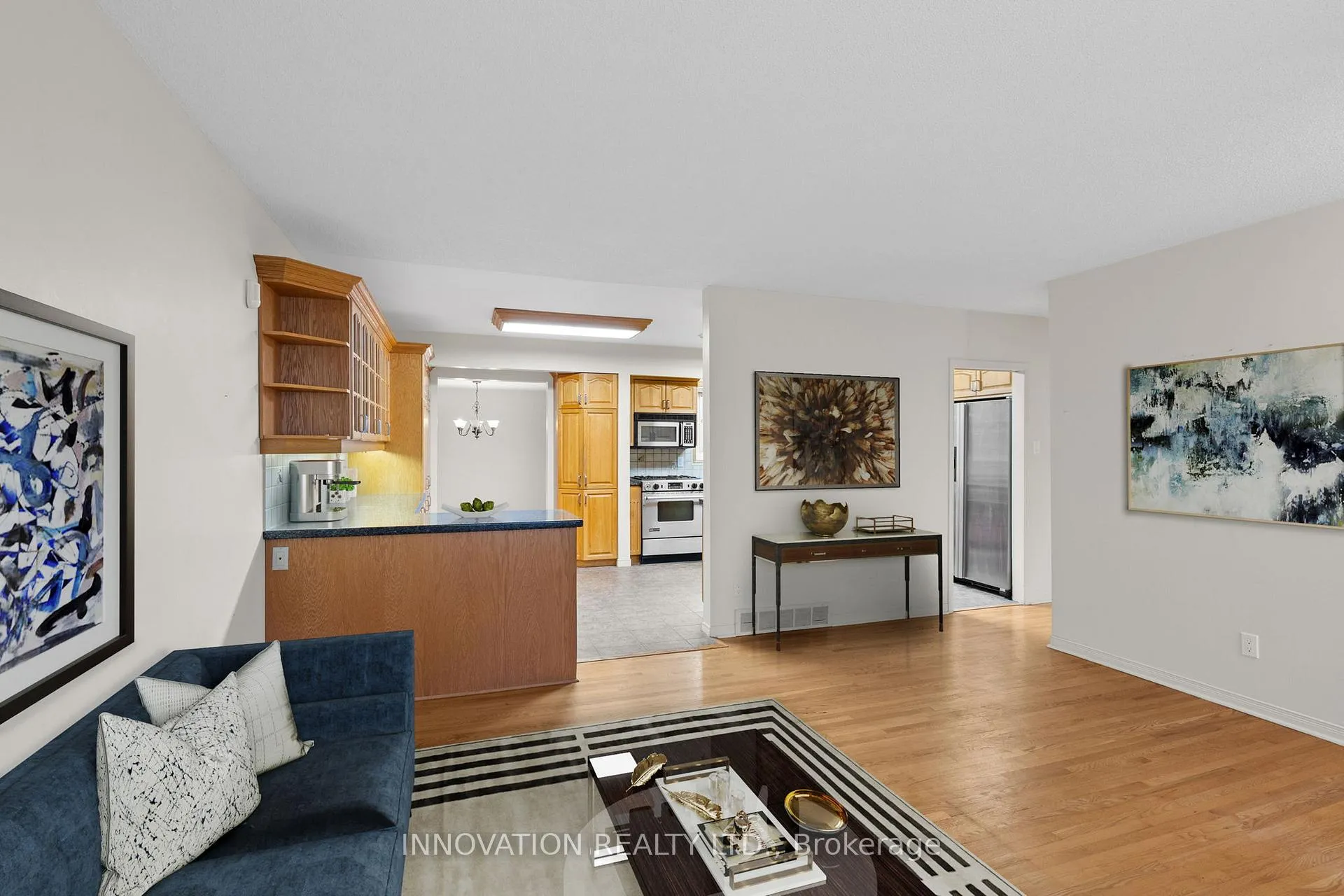 Photo 8 of 30 Oakview Avenue, Ottawa, Meadowlands/Crestview — HOMEH