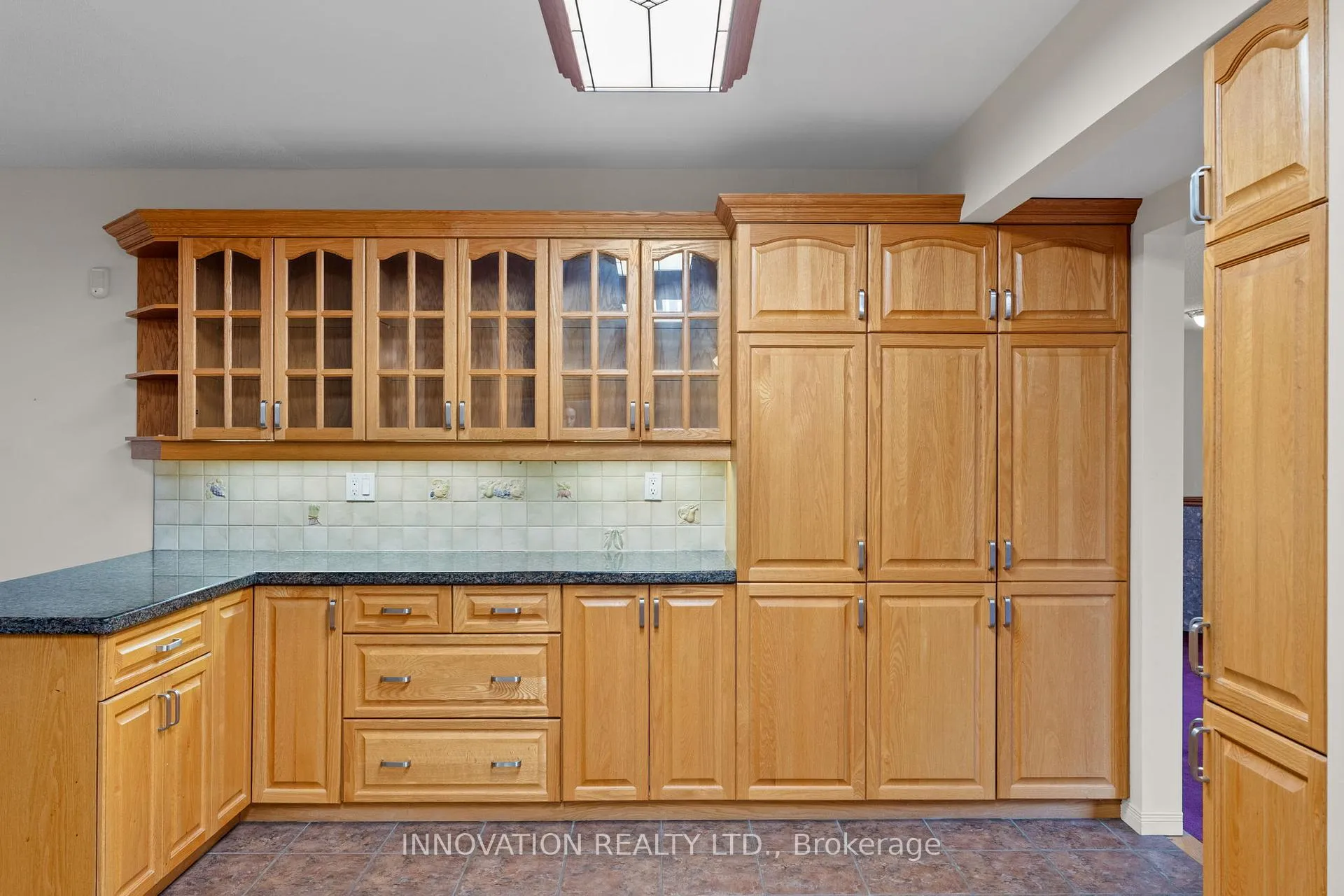 Photo 14 of 30 Oakview Avenue, Ottawa, Meadowlands/Crestview — HOMEH