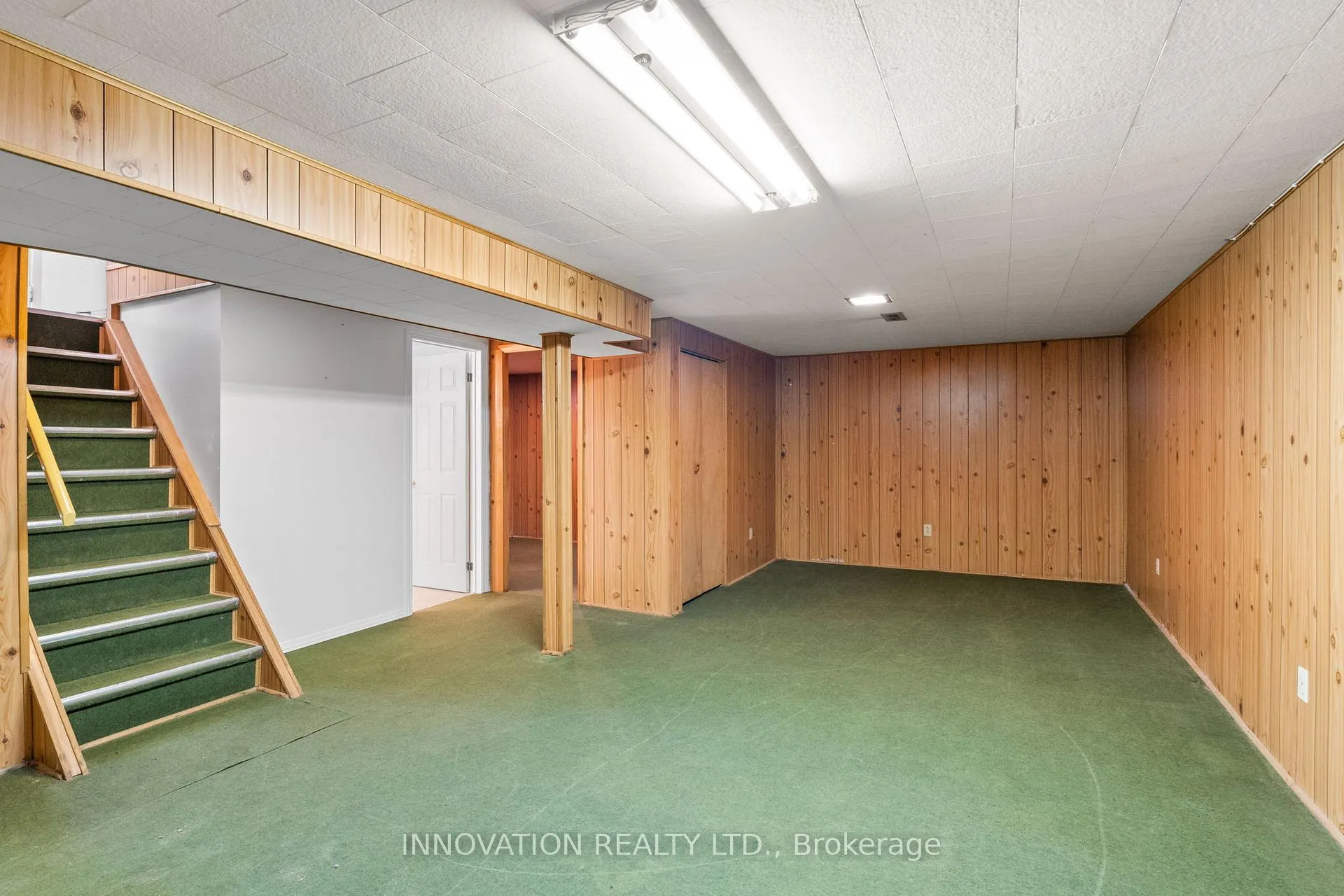 Photo 33 of 30 Oakview Avenue, Ottawa, Meadowlands/Crestview — HOMEH