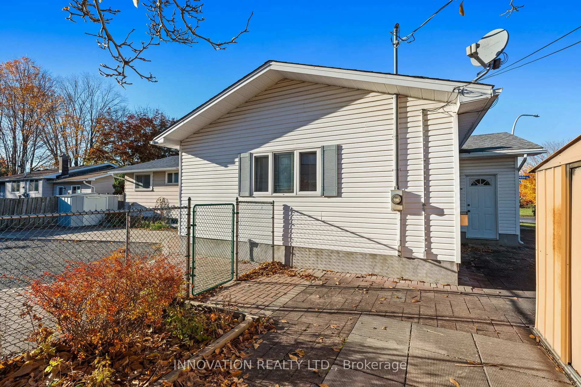 Photo 43 of 30 Oakview Avenue, Ottawa, Meadowlands/Crestview — HOMEH