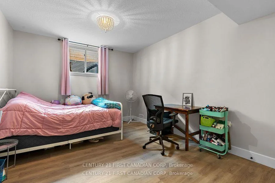 Photo 43 of 128 Scotts Drive, Lucan Biddulph, Lucan — HOMEH