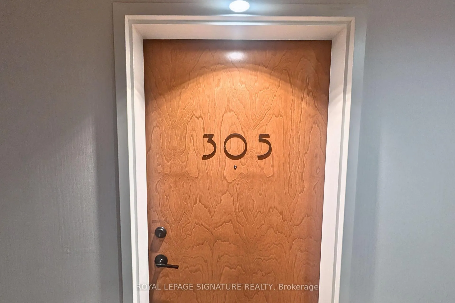 Photo 3 of Unit 305, 100 Dean Avenue, Barrie, Painswick South — HOMEH