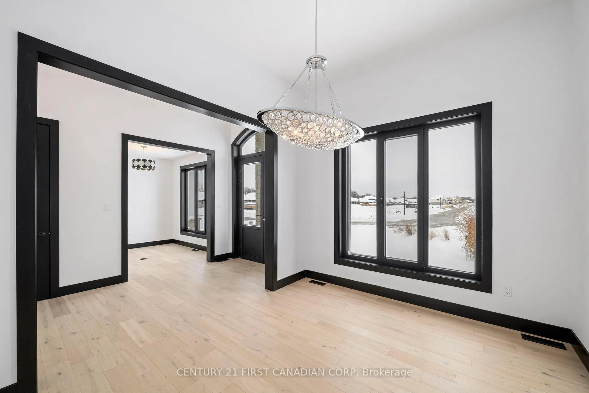 Photo 4 of 263 Foxborough Place, Thames Centre, Thorndale — HOMEH