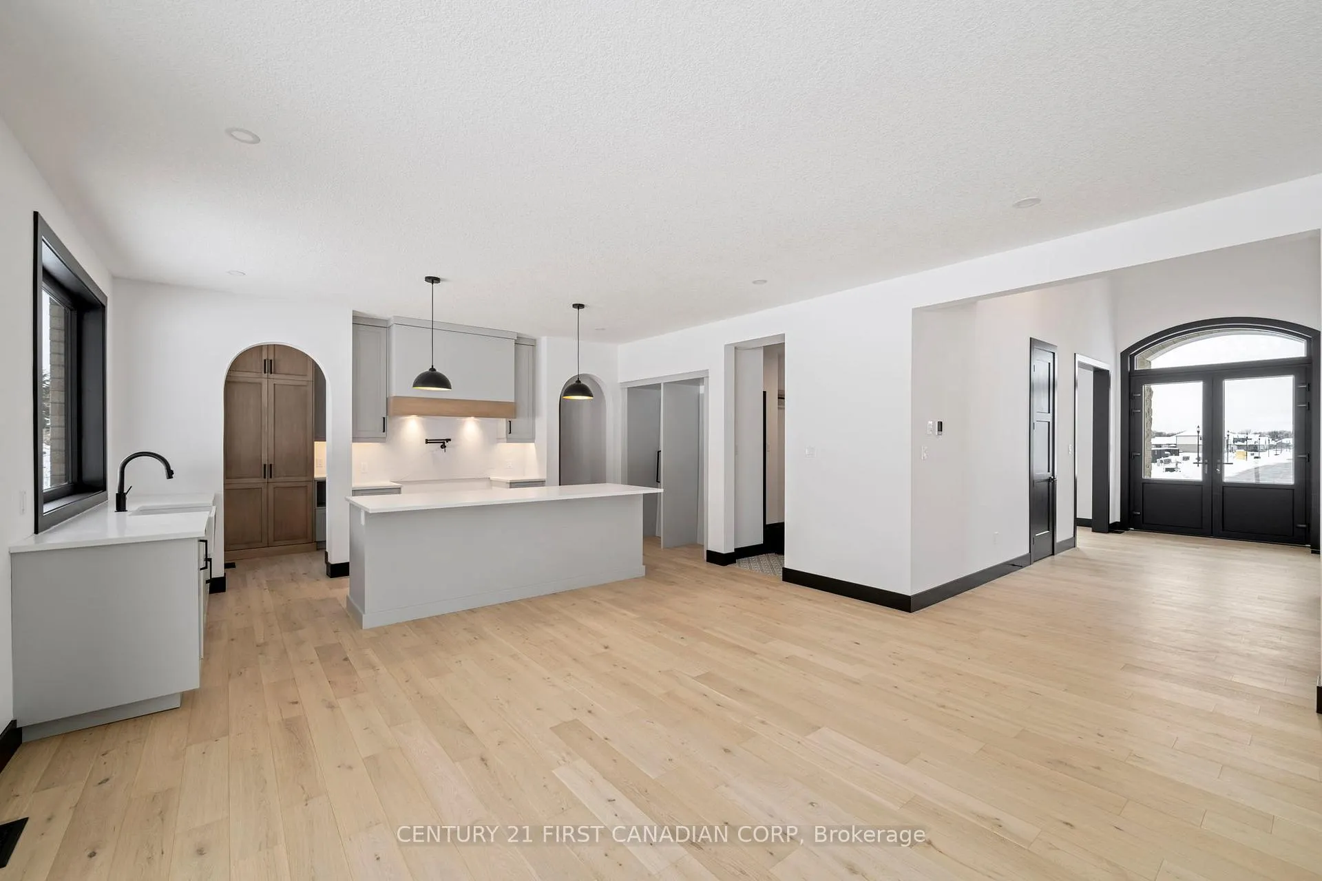 Photo 8 of 263 Foxborough Place, Thames Centre, Thorndale — HOMEH