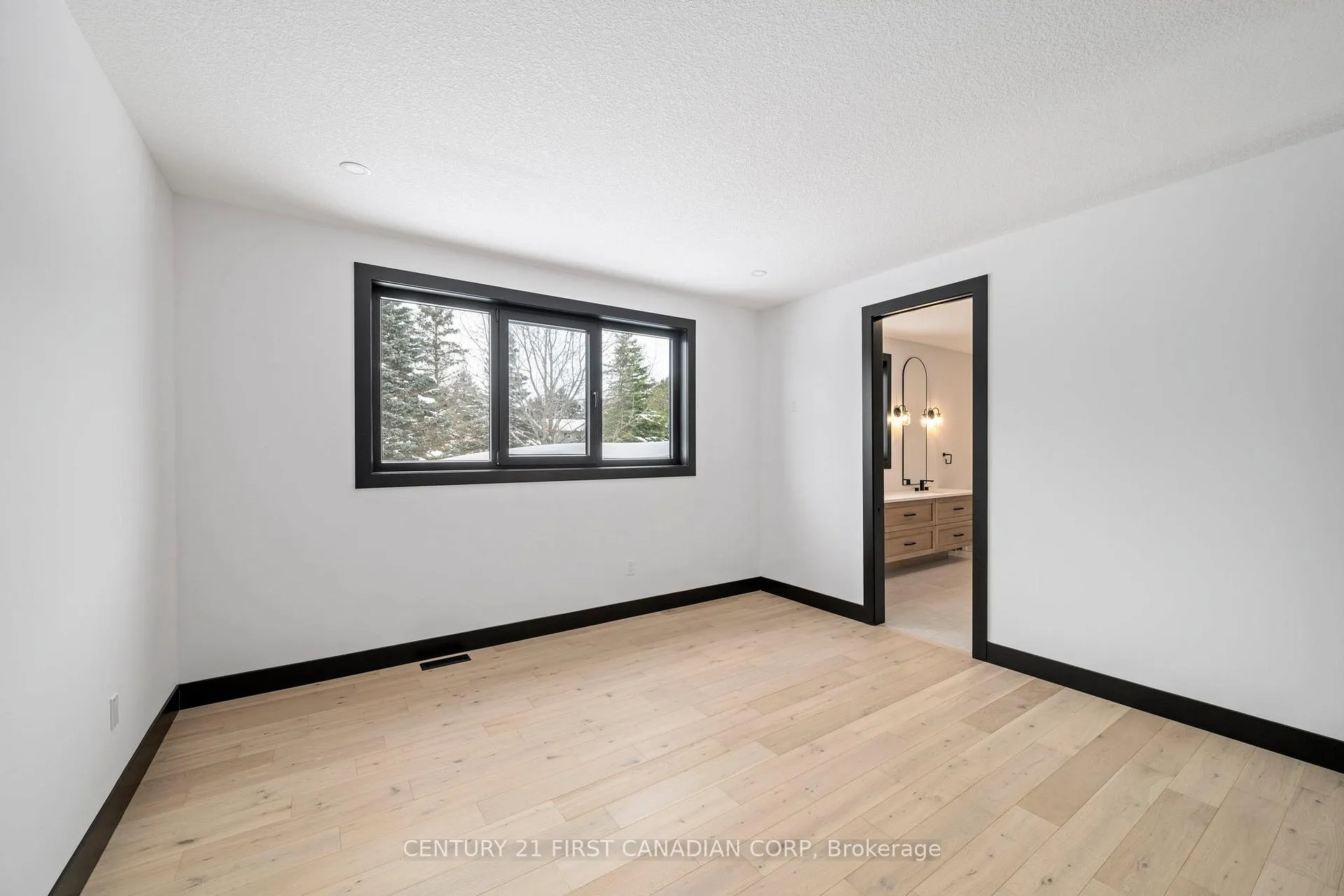 Photo 17 of 263 Foxborough Place, Thames Centre, Thorndale — HOMEH