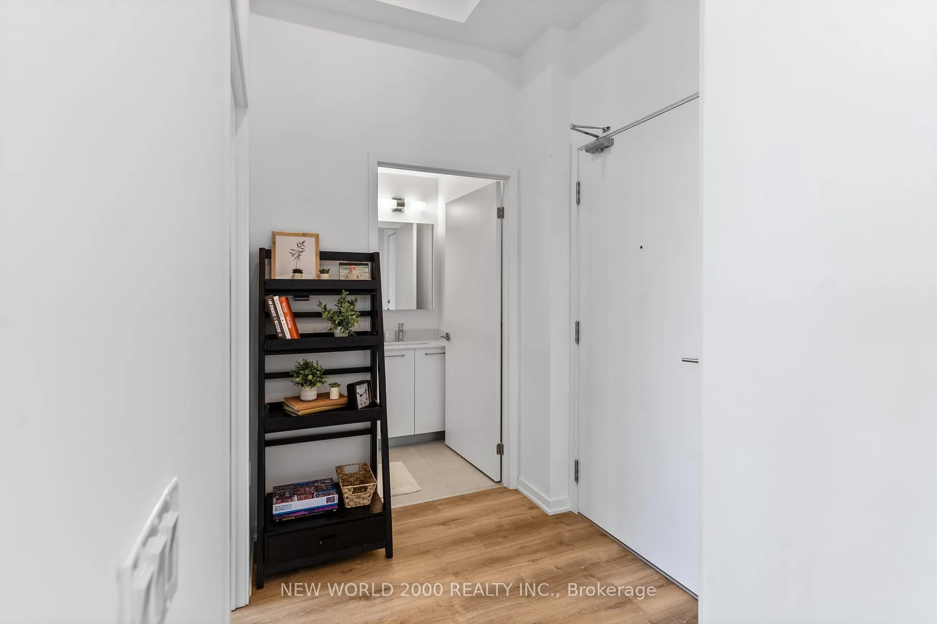 Photo 16 of Unit 2812, 101 Roehampton Avenue, Toronto, Mount Pleasant West — HOMEH