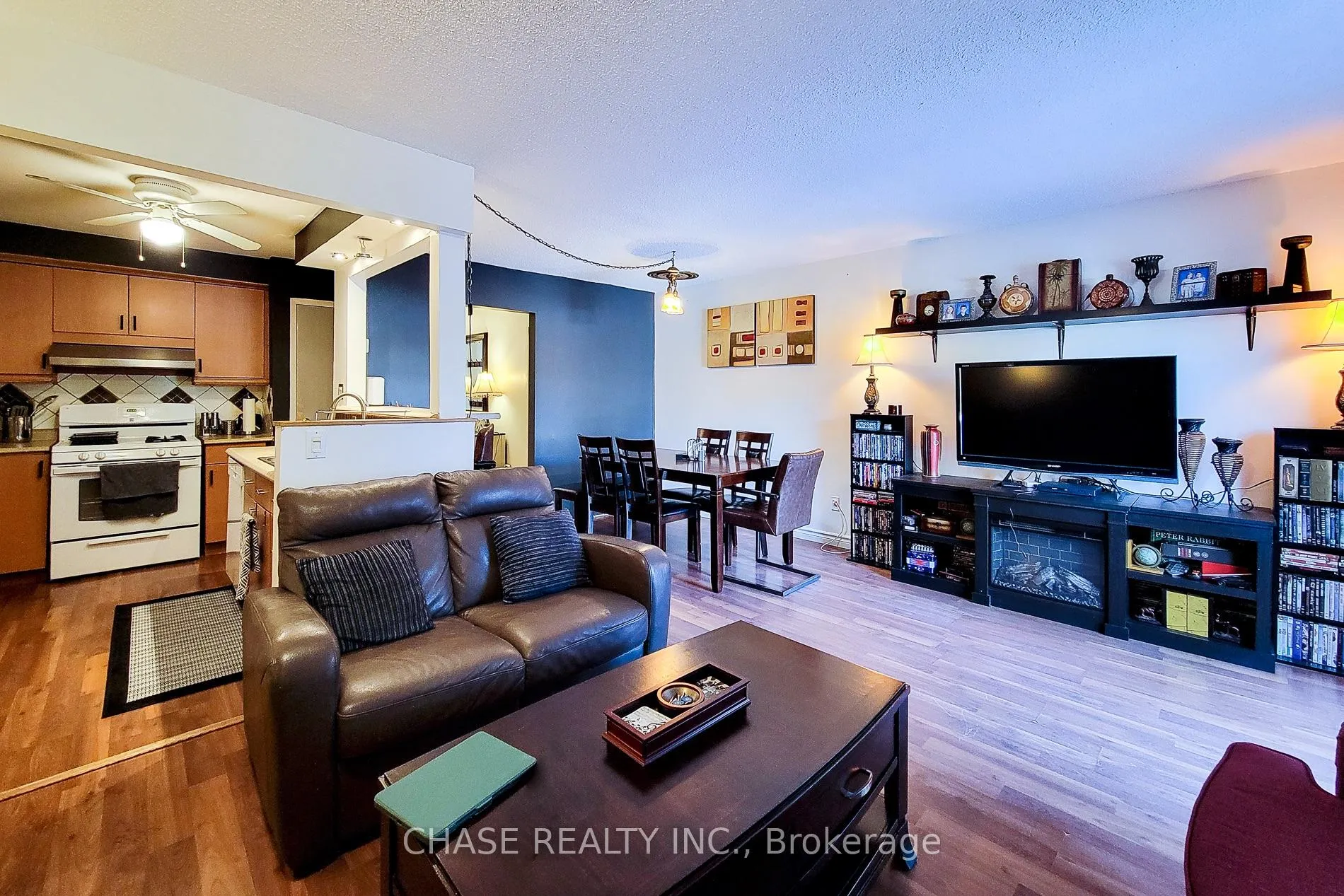 Photo 10 of Unit 13, 1455 Garth Street, Hamilton, Sheldon — HOMEH