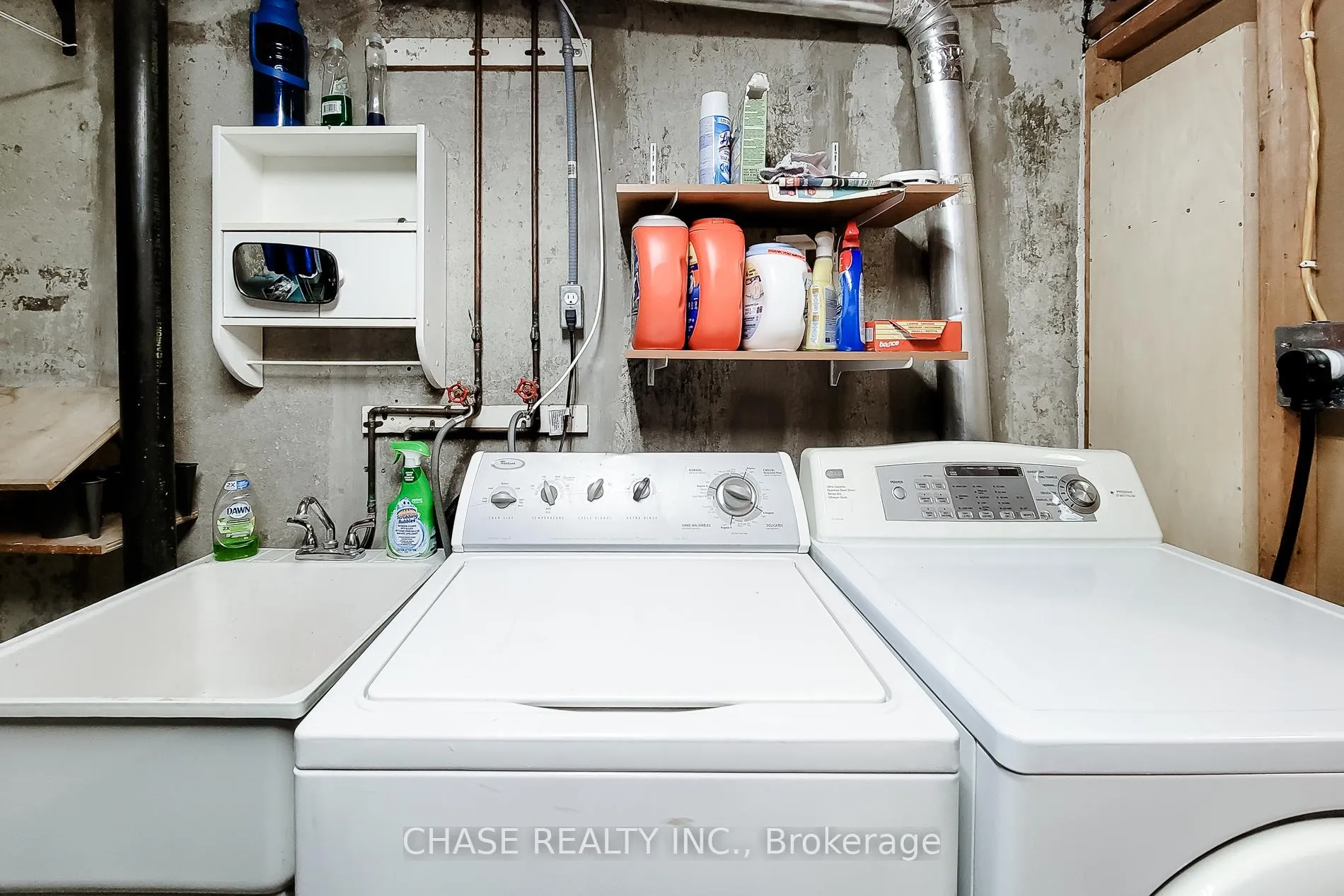 Photo 37 of Unit 13, 1455 Garth Street, Hamilton, Sheldon — HOMEH