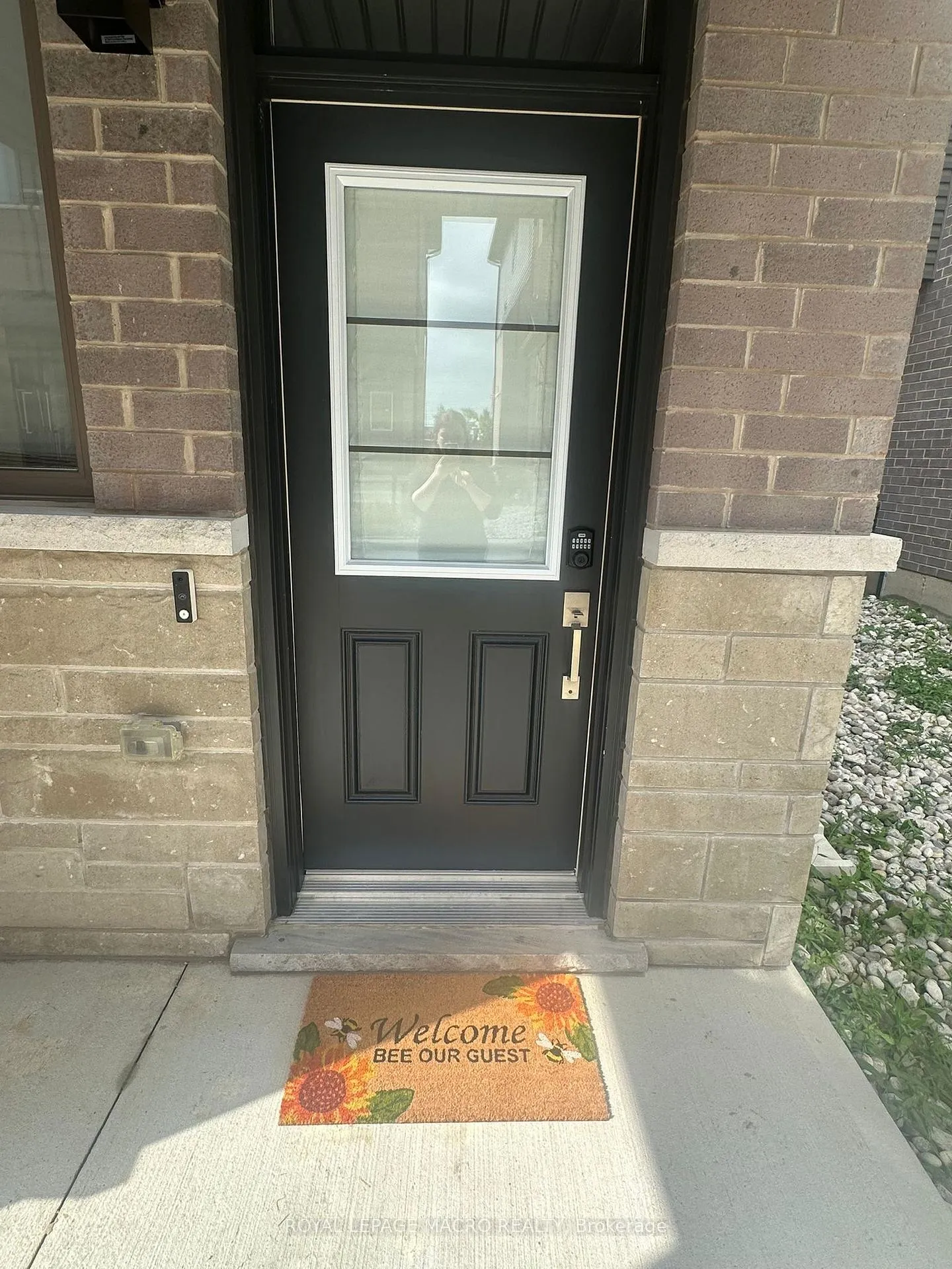 Photo 2 of Unit 139, 61 Soho Street, Hamilton, Stoney Creek Mountain — HOMEH