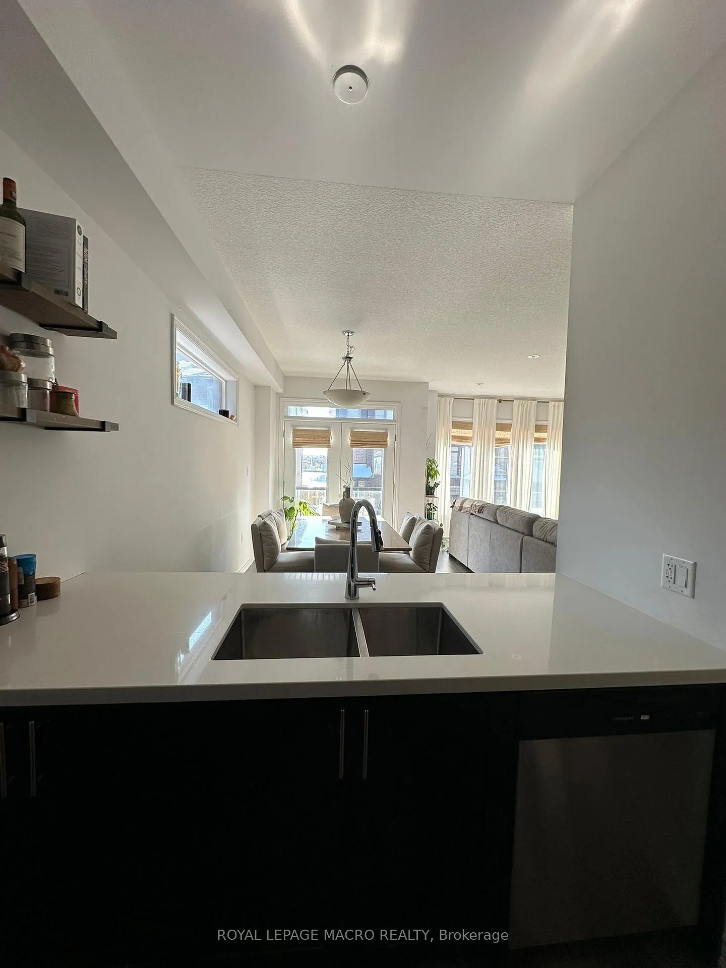 Photo 19 of Unit 139, 61 Soho Street, Hamilton, Stoney Creek Mountain — HOMEH