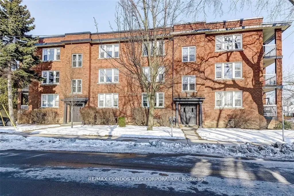 Photo 1 of Unit 12, 8 North Oval Street, Hamilton, Westdale — HOMEH