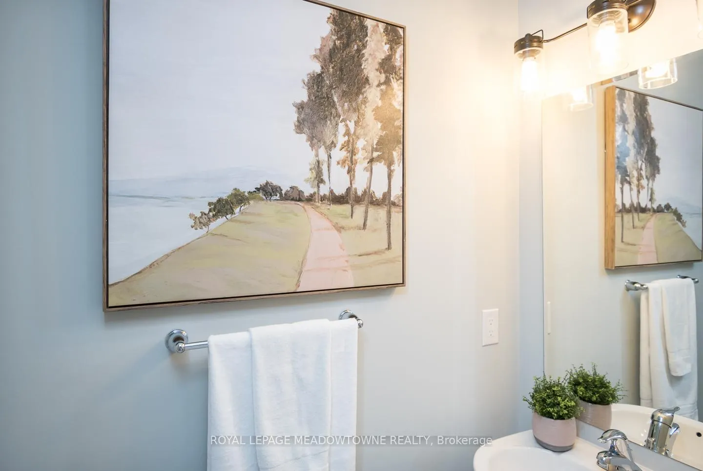 Photo 22 of 342 Kincardine Terrace, Milton, Scott — HOMEH