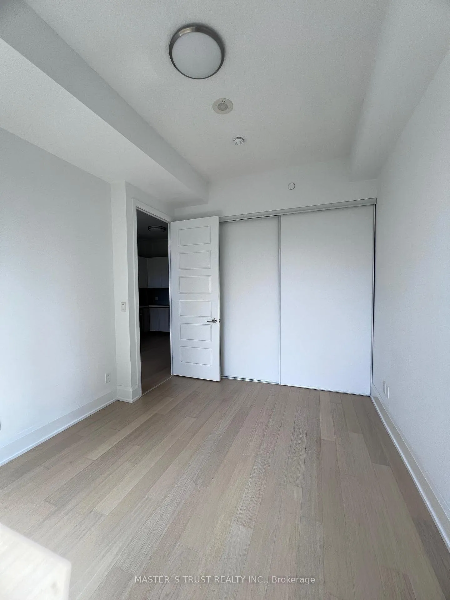 Photo 9 of Unit Rg06, 25 Water Walk Drive, Markham, Unionville — HOMEH
