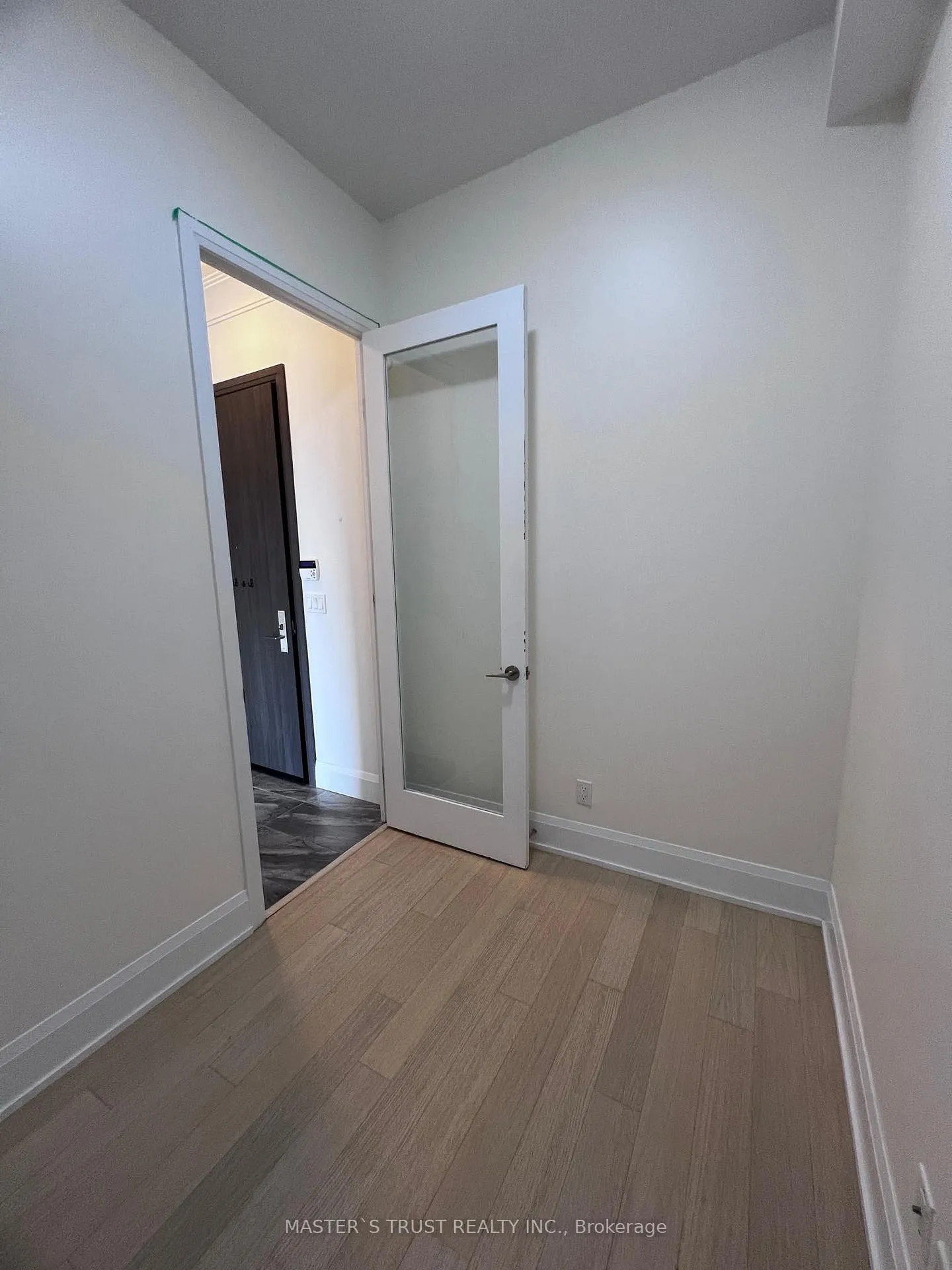 Photo 13 of Unit Rg06, 25 Water Walk Drive, Markham, Unionville — HOMEH
