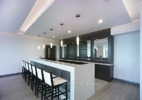 Photo 4 of Unit 2435, 7161 Yonge Street, Markham, Grandview — HOMEH