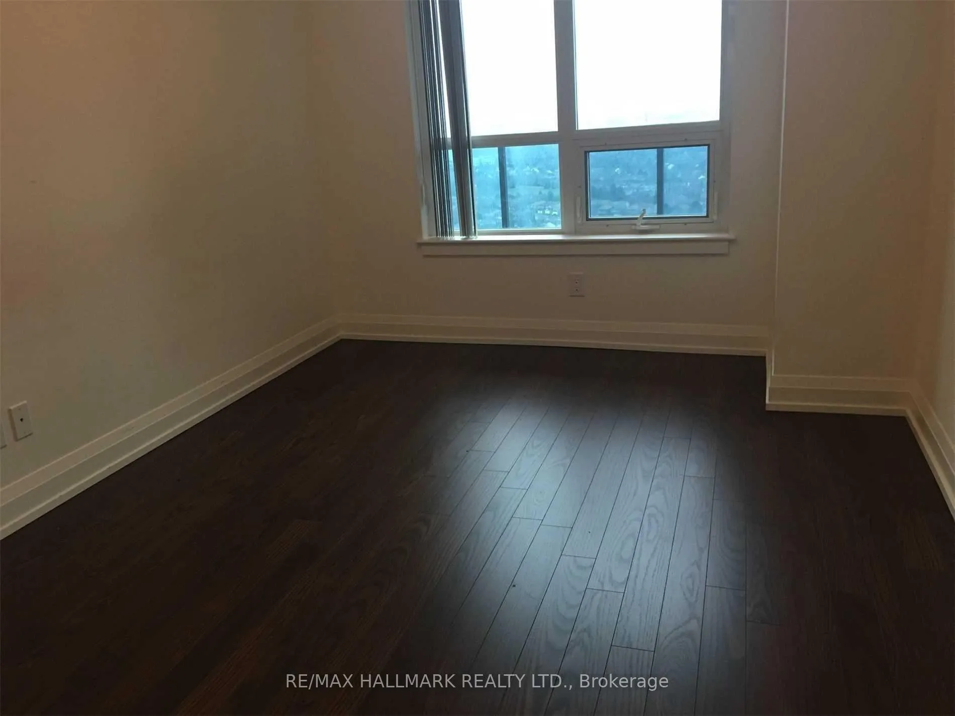 Photo 12 of Unit 2435, 7161 Yonge Street, Markham, Grandview — HOMEH