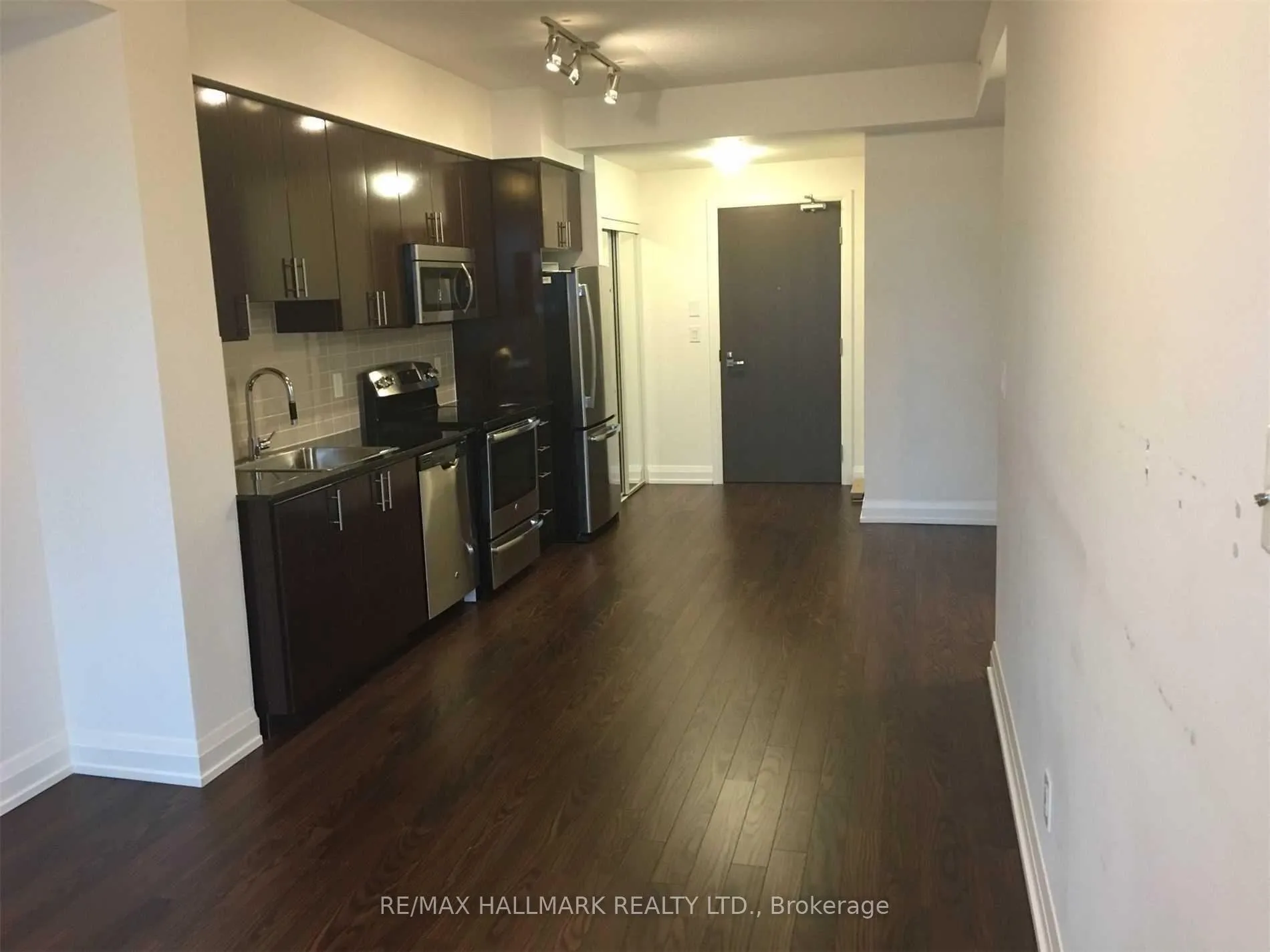 Photo 15 of Unit 2435, 7161 Yonge Street, Markham, Grandview — HOMEH