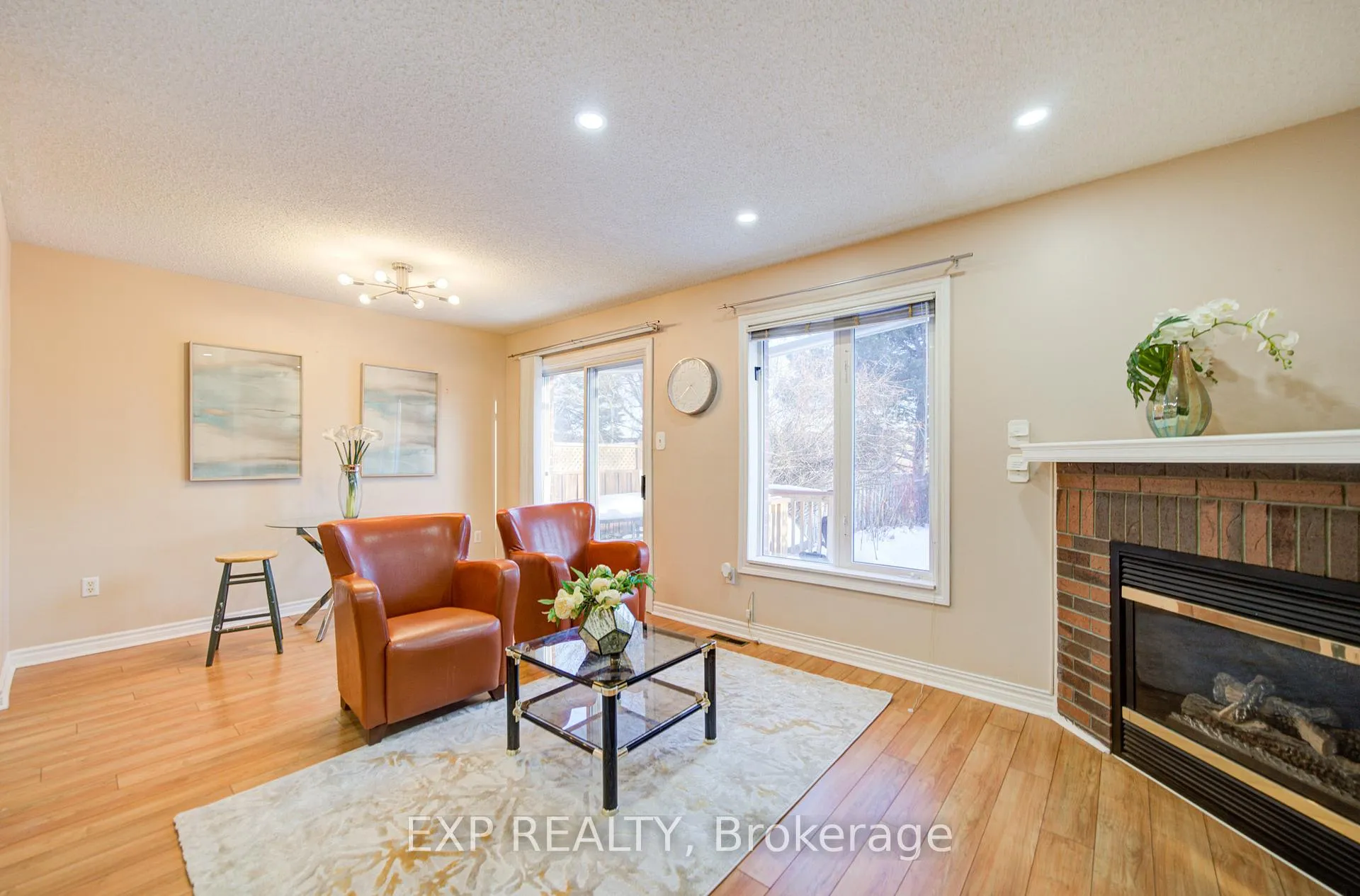 Photo 10 of 9 Threadgold Court, Whitby, Lynde Creek — HOMEH