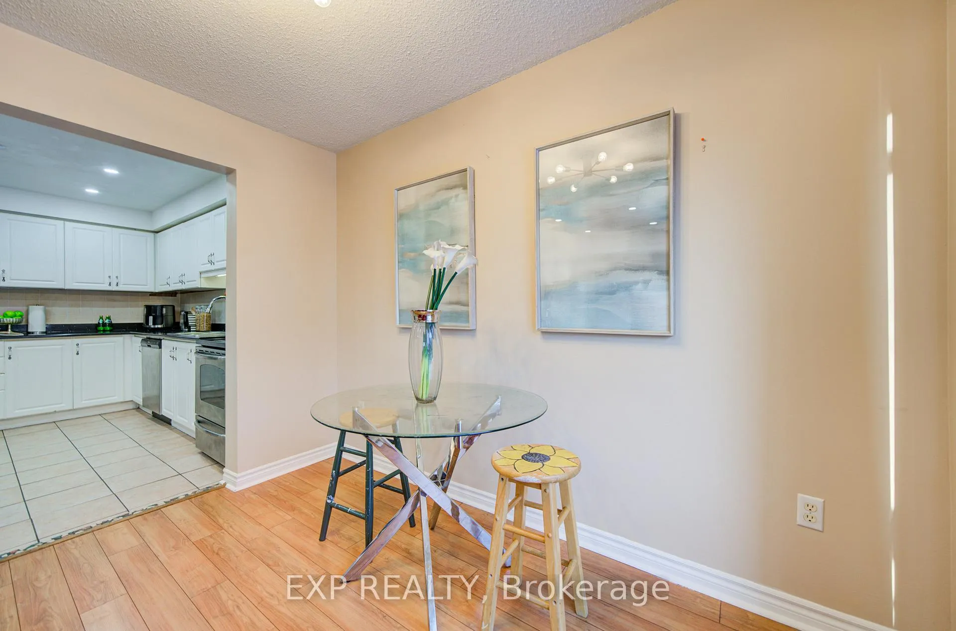 Photo 14 of 9 Threadgold Court, Whitby, Lynde Creek — HOMEH