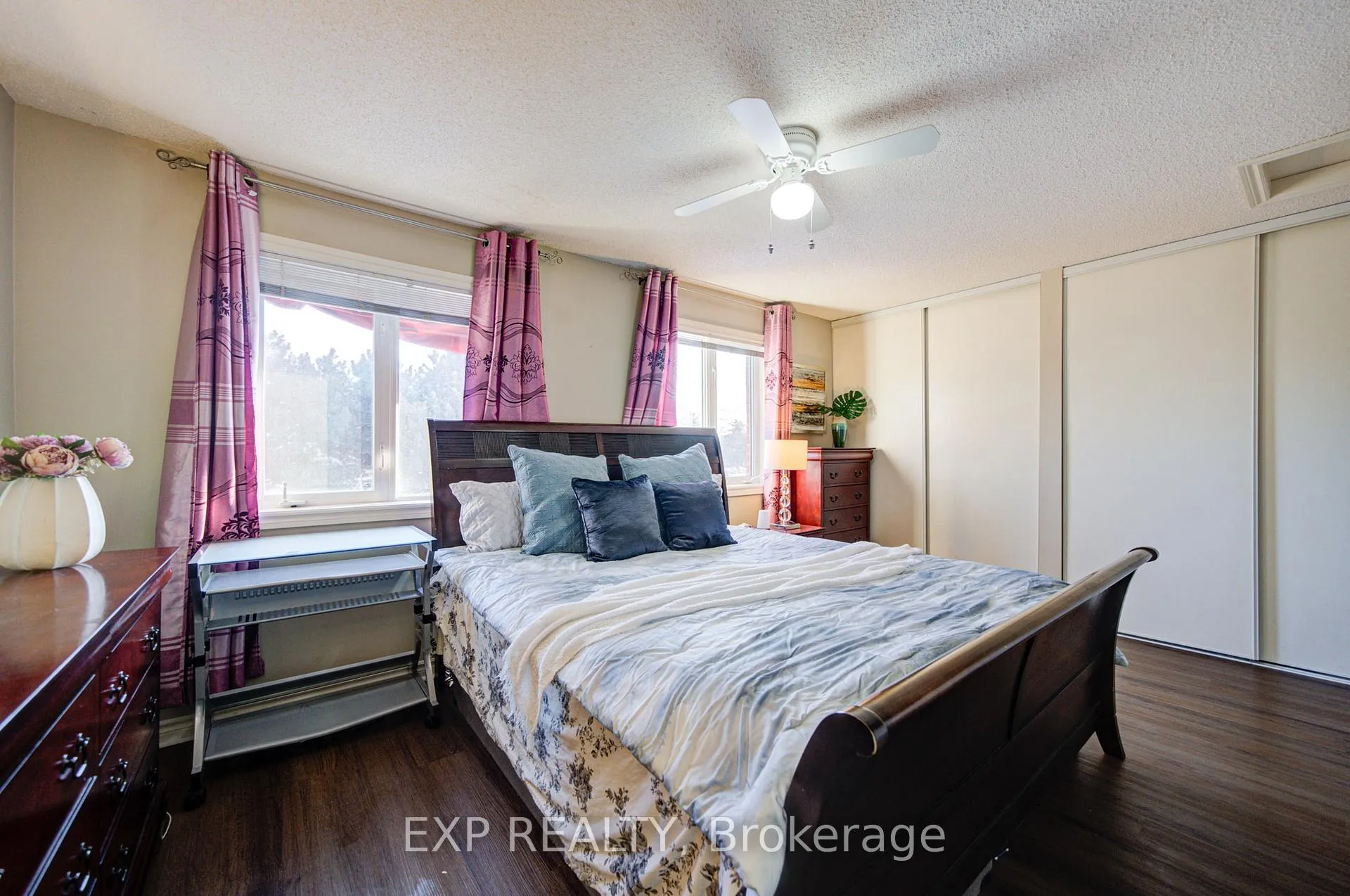 Photo 22 of 9 Threadgold Court, Whitby, Lynde Creek — HOMEH
