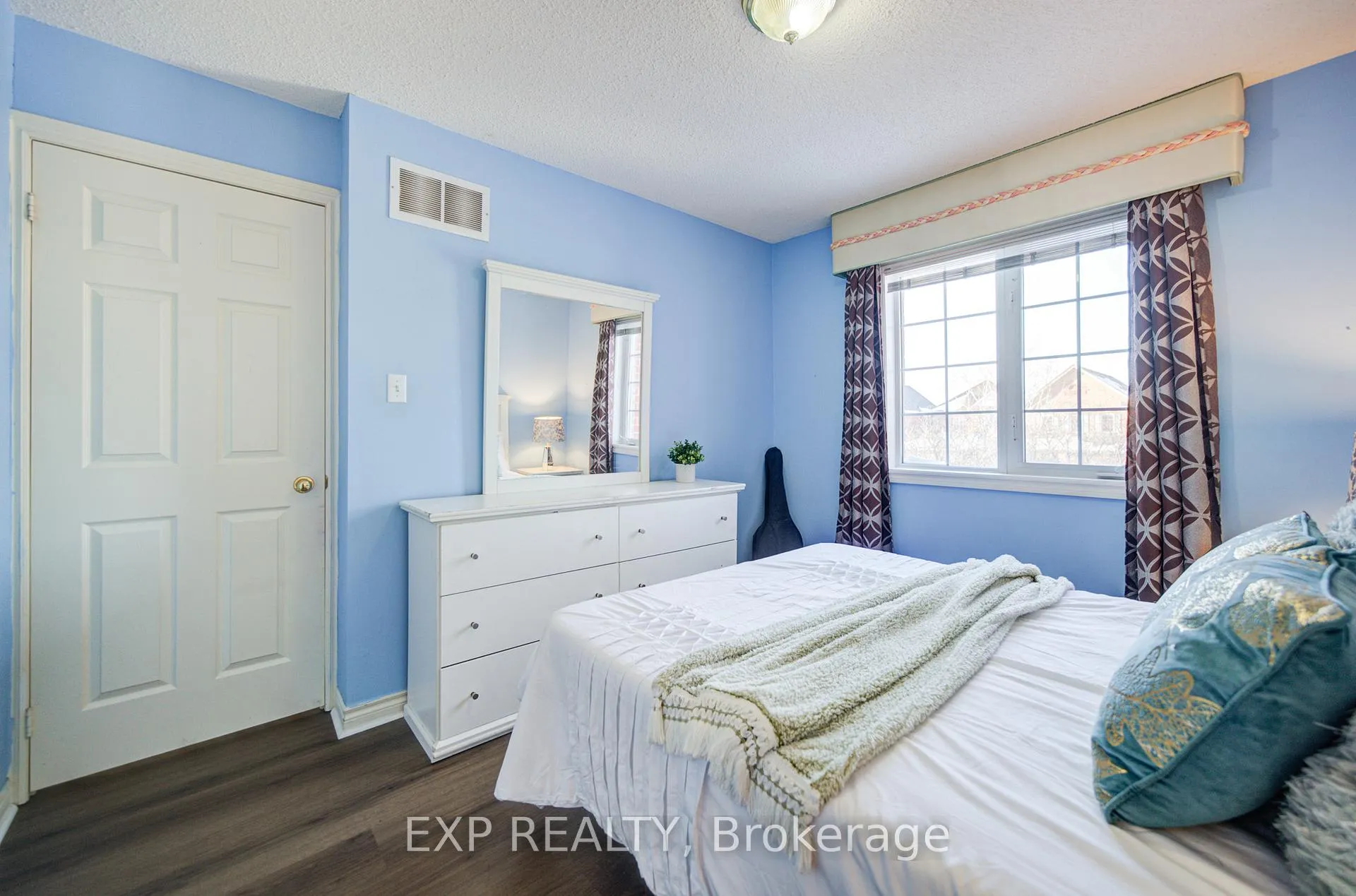 Photo 27 of 9 Threadgold Court, Whitby, Lynde Creek — HOMEH