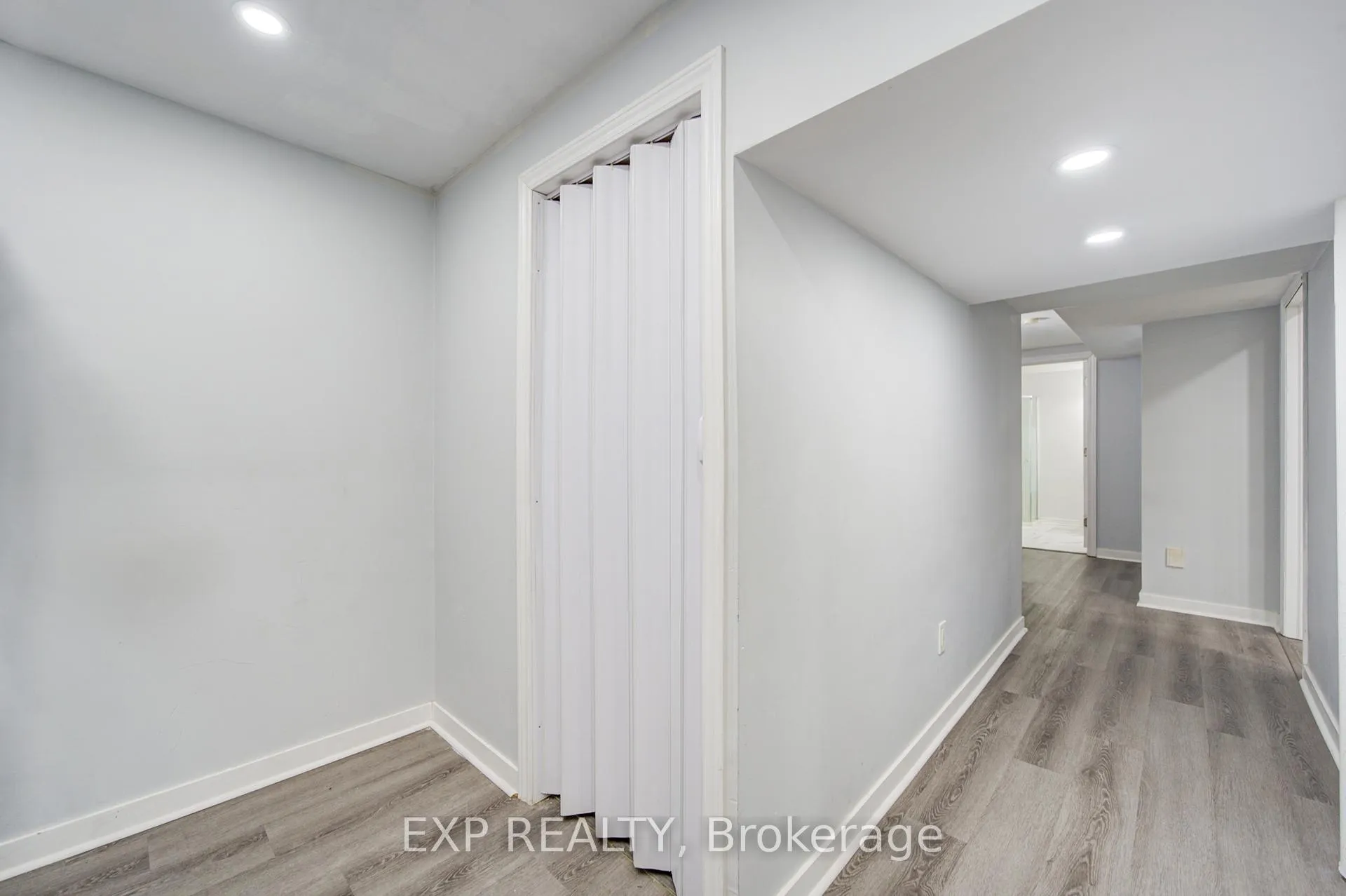 Photo 37 of 9 Threadgold Court, Whitby, Lynde Creek — HOMEH