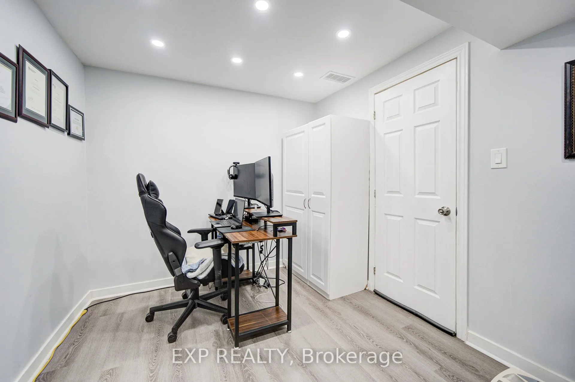 Photo 38 of 9 Threadgold Court, Whitby, Lynde Creek — HOMEH