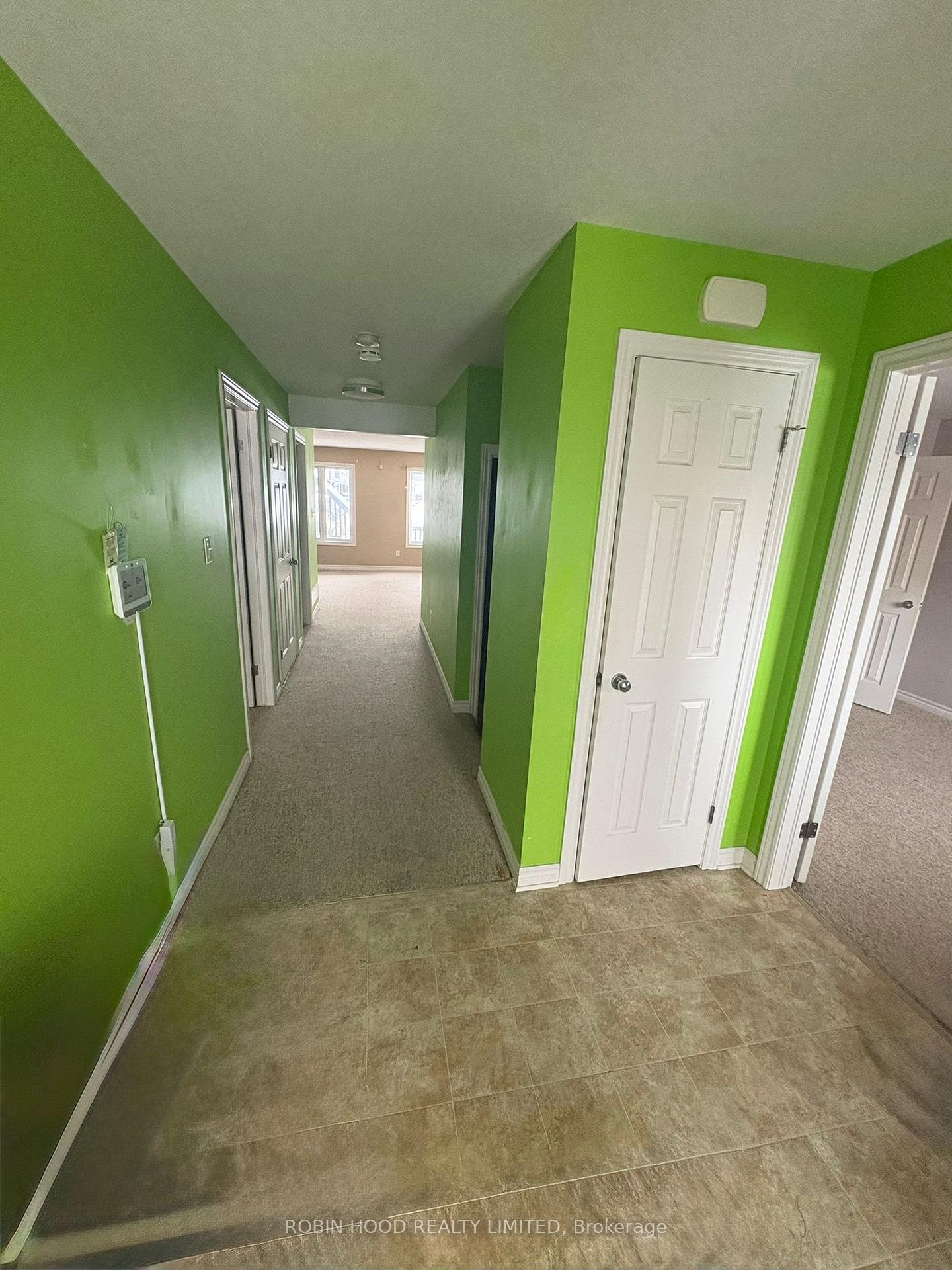 Photo 14 of Unit Unit 10, 3320 Meadowgate Boulevard, London, South A — HOMEH