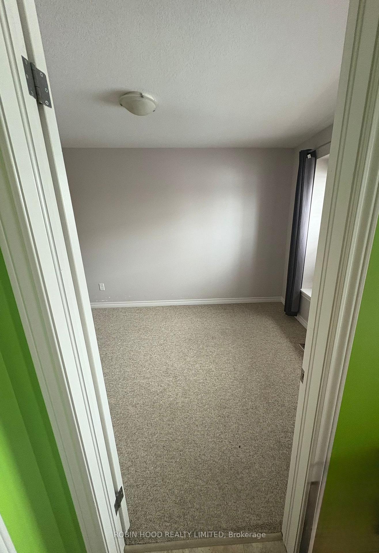 Photo 15 of Unit Unit 10, 3320 Meadowgate Boulevard, London, South A — HOMEH