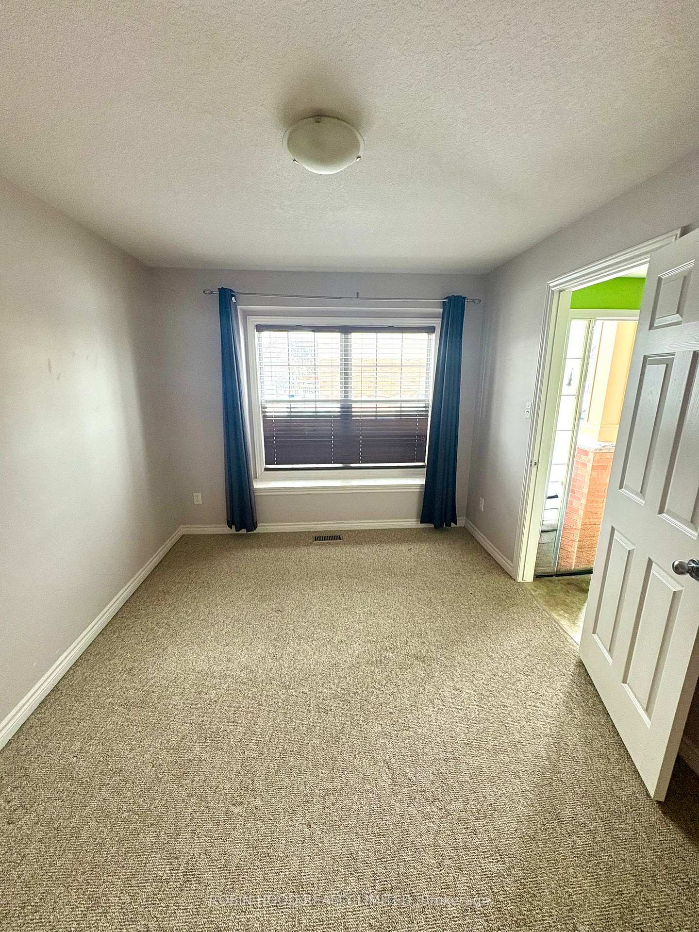 Photo 29 of Unit Unit 10, 3320 Meadowgate Boulevard, London, South A — HOMEH