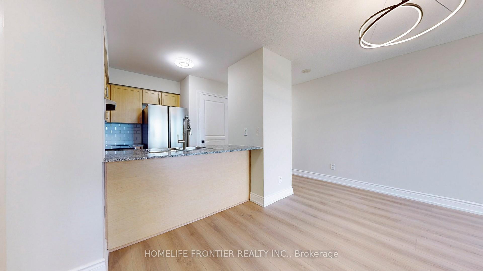 Photo 4 of Unit 1007, 7 North Park Road, Vaughan, Beverley Glen — HOMEH
