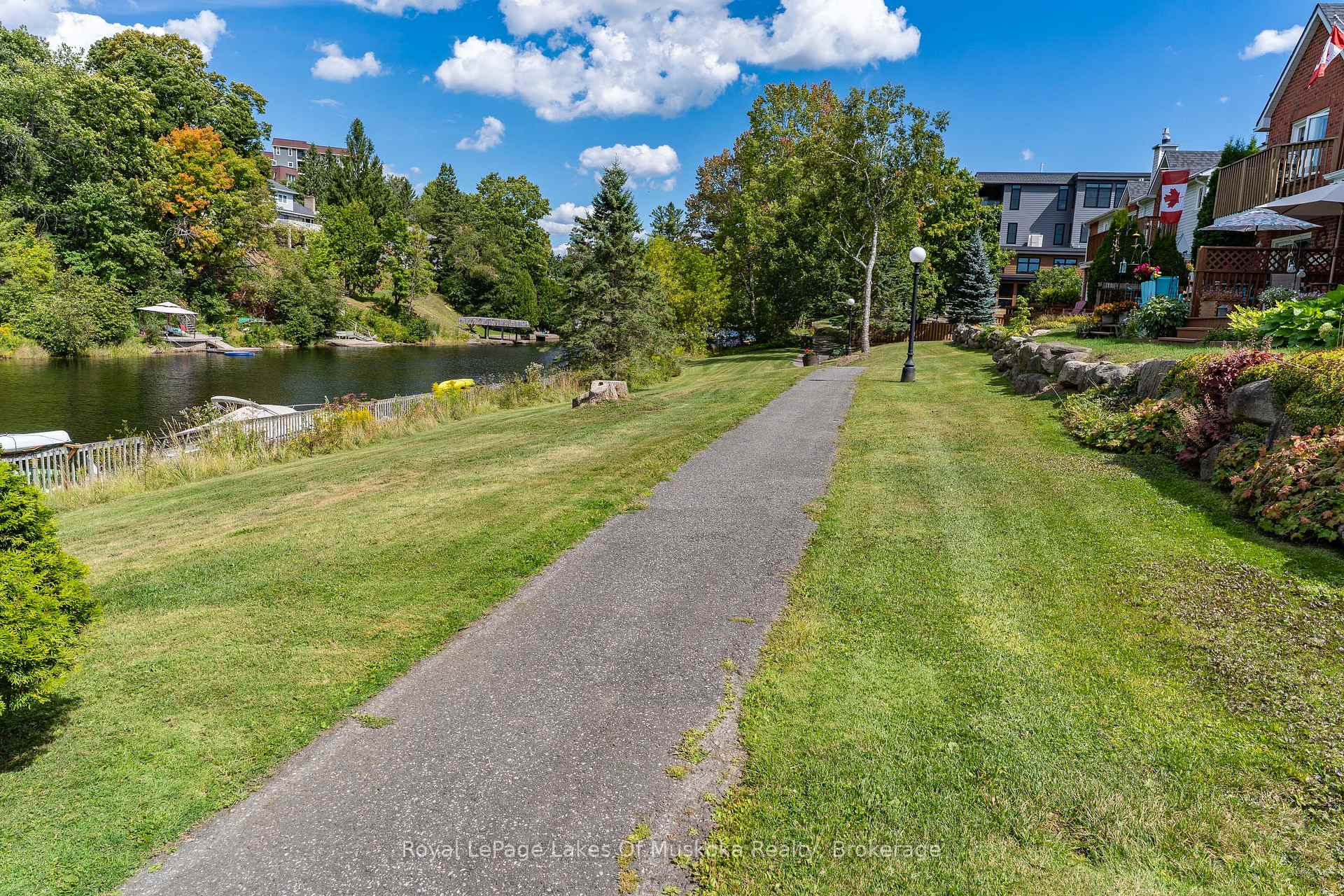 Photo 32 of 55 Shoreline Drive, Bracebridge, Macaulay — HOMEH